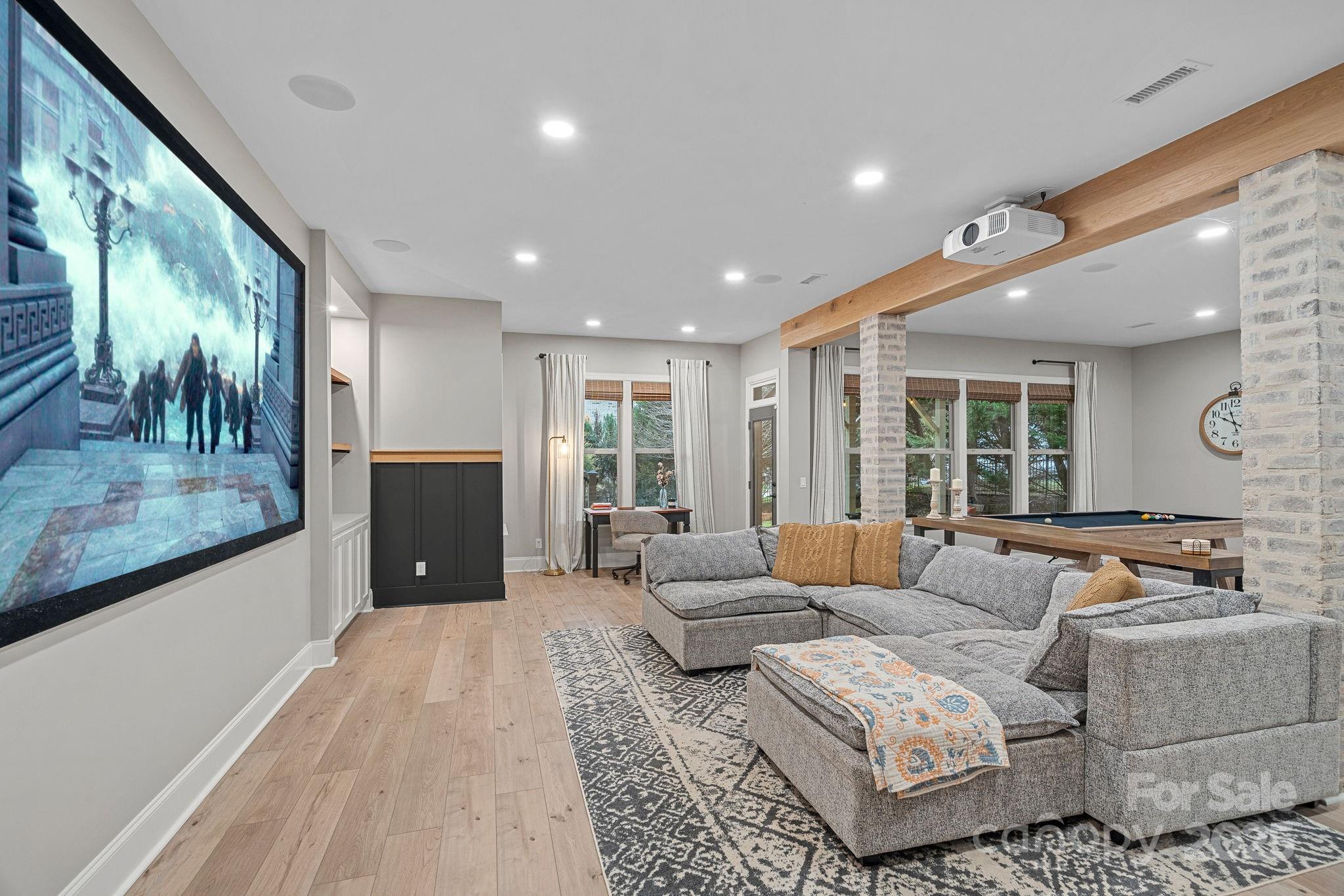 Barber Rock - Residential