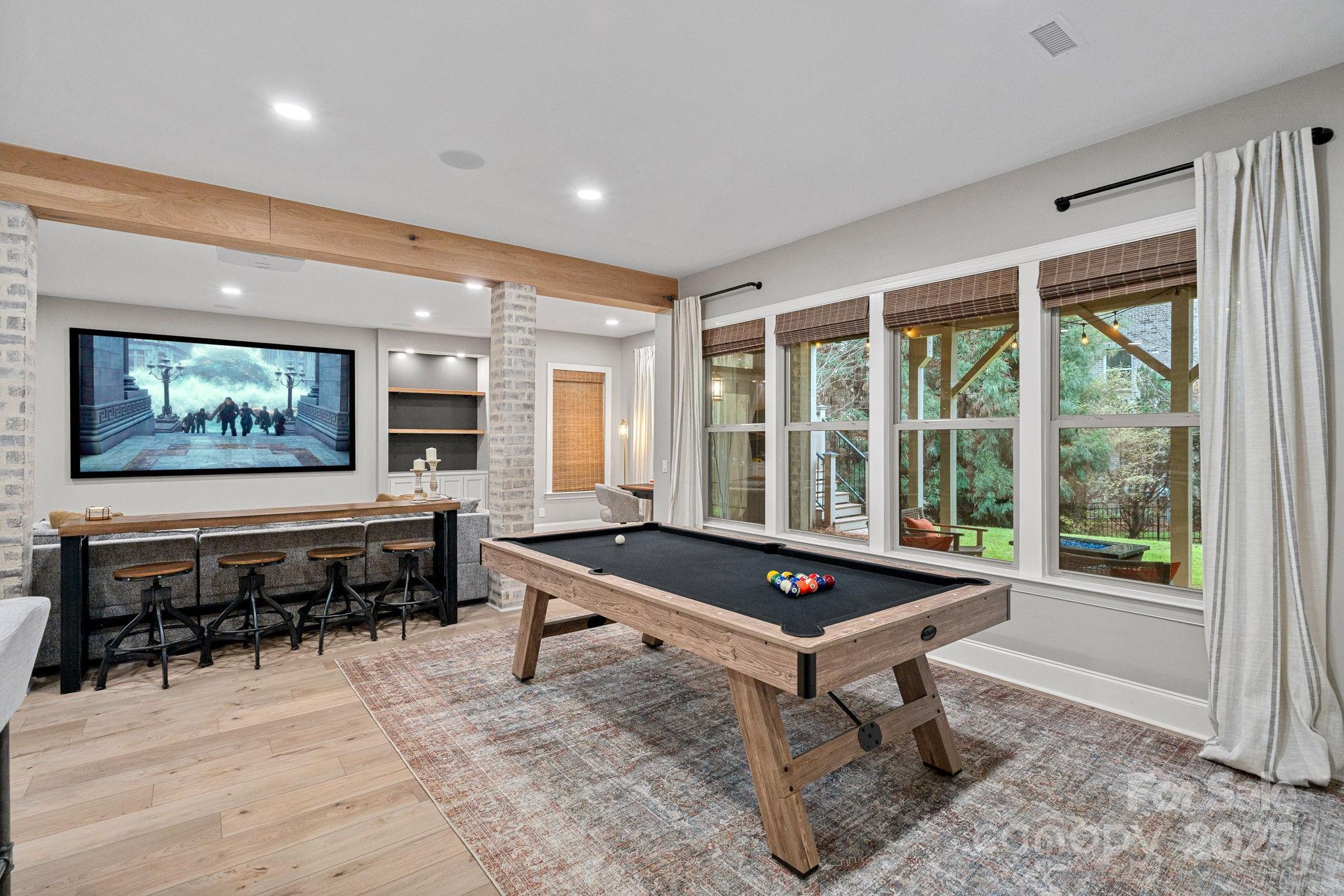Barber Rock - Residential