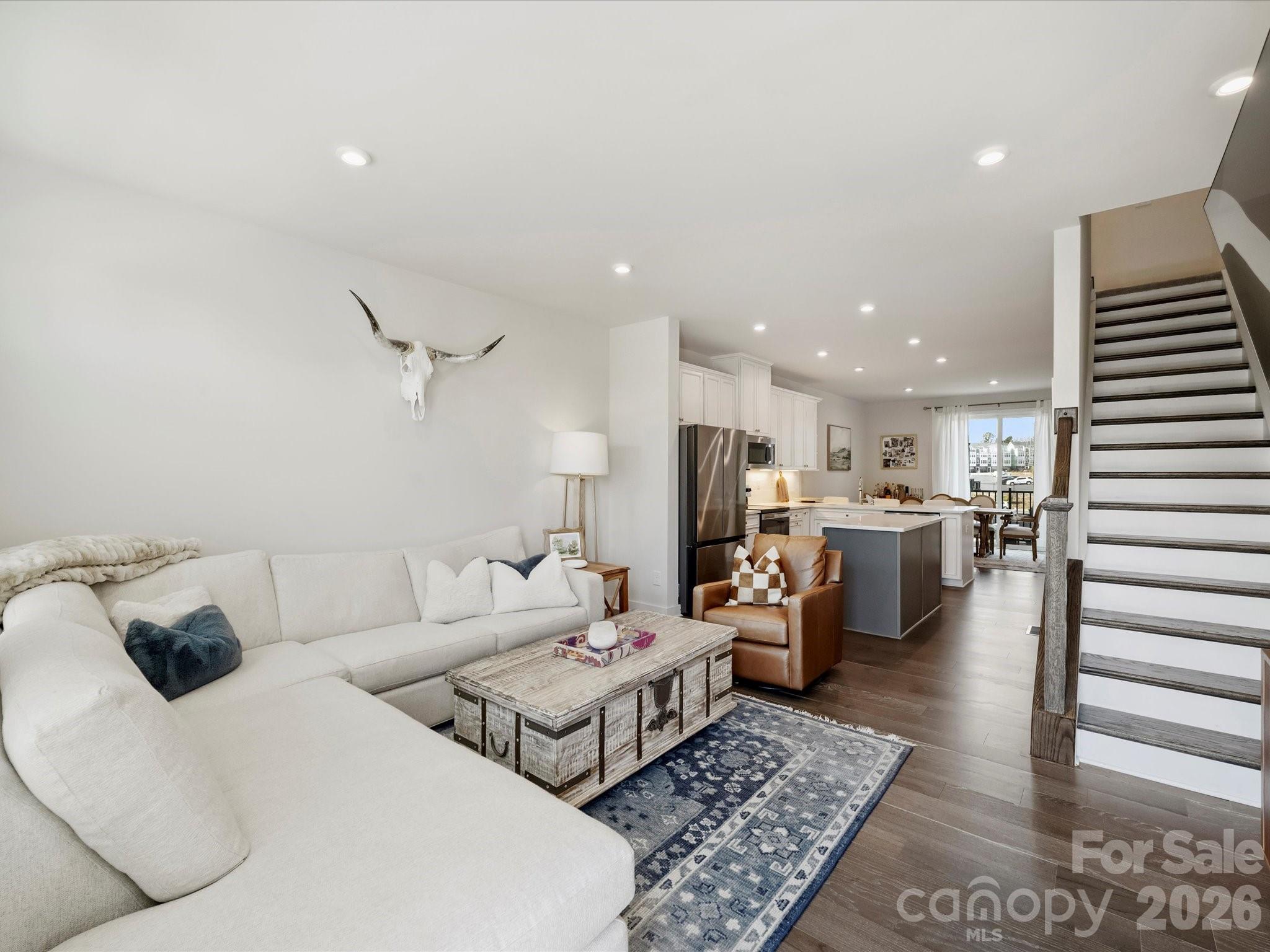 Southrail Station - Residential