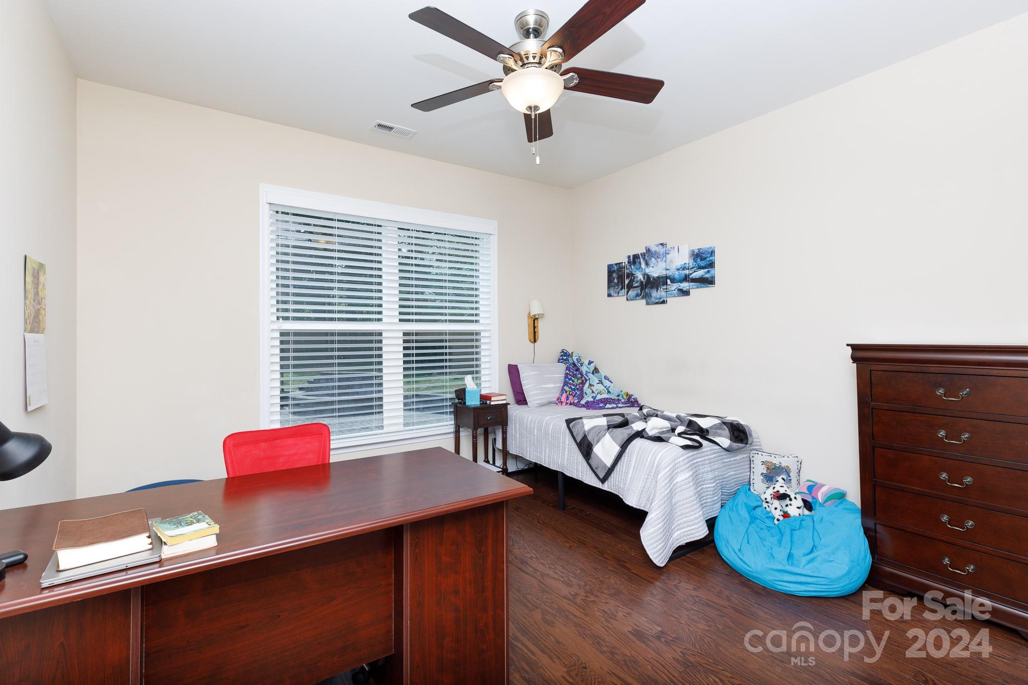 Holland Springs - Residential