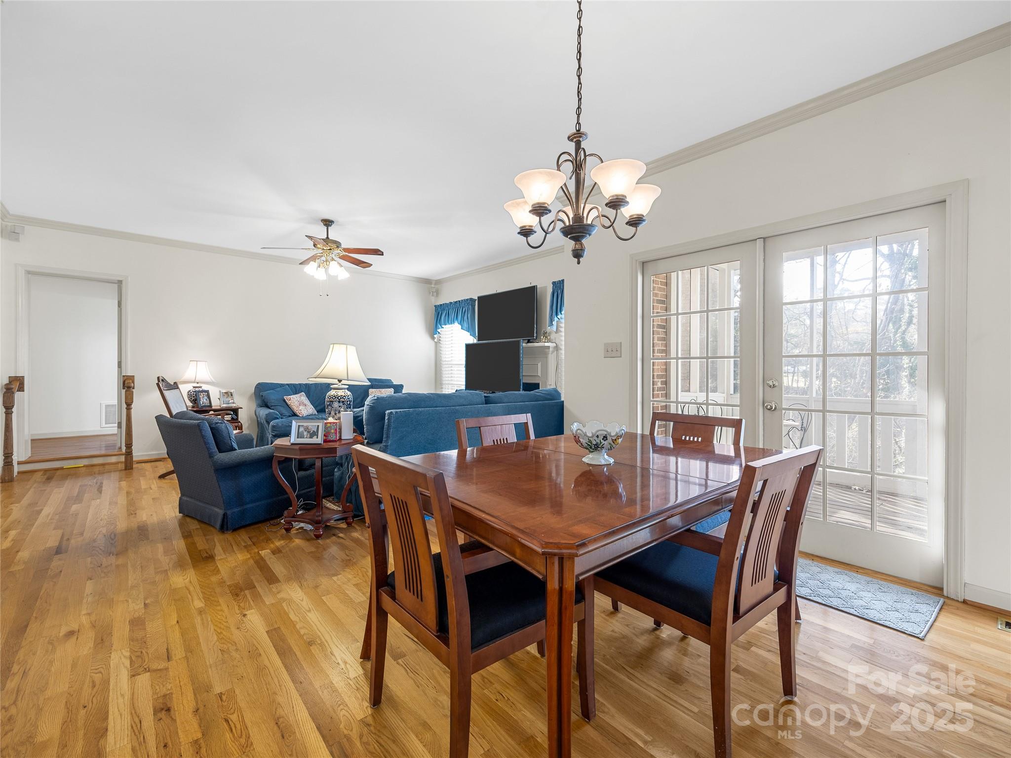 Hampton Woods - Residential