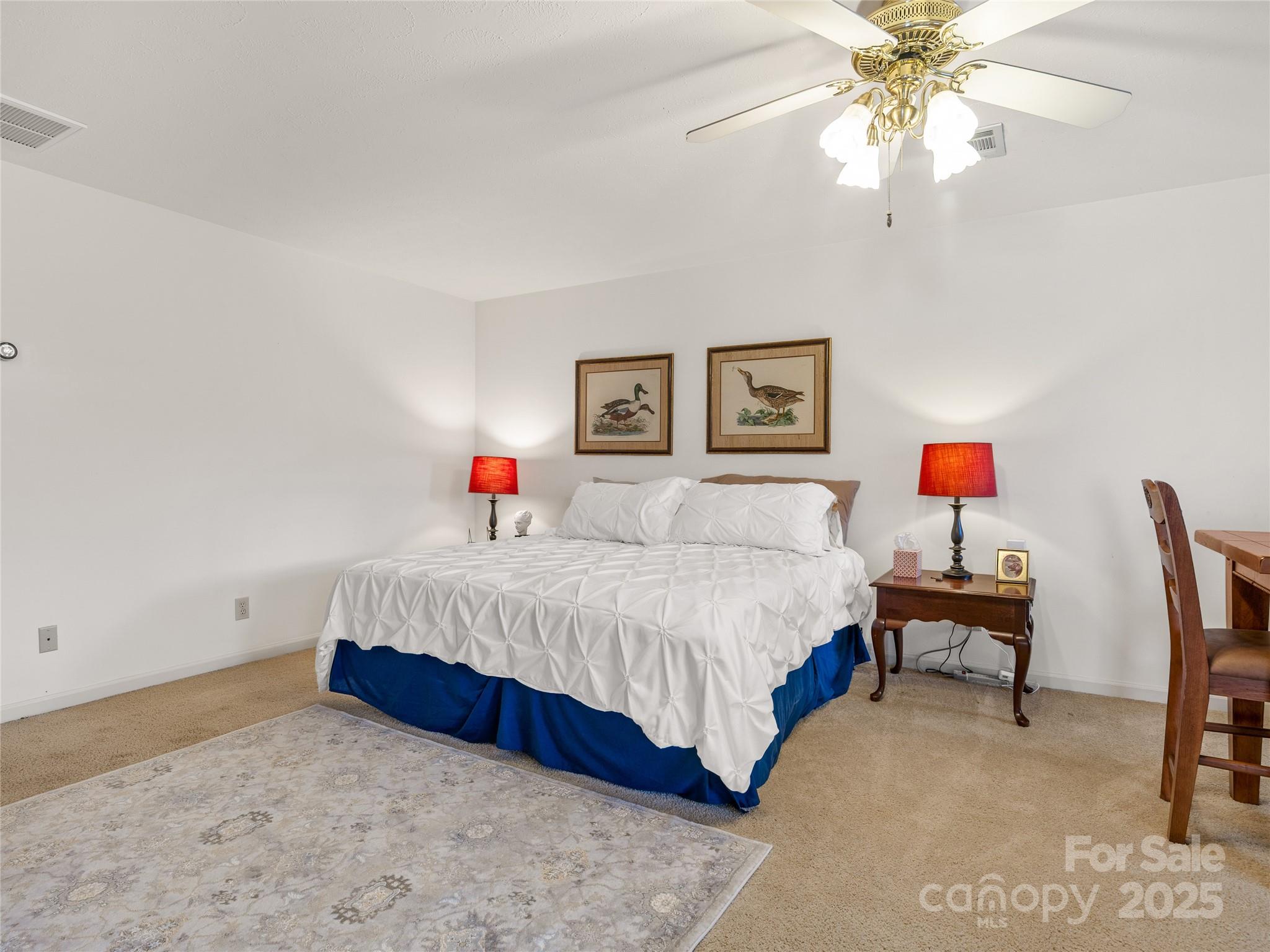 Hampton Woods - Residential