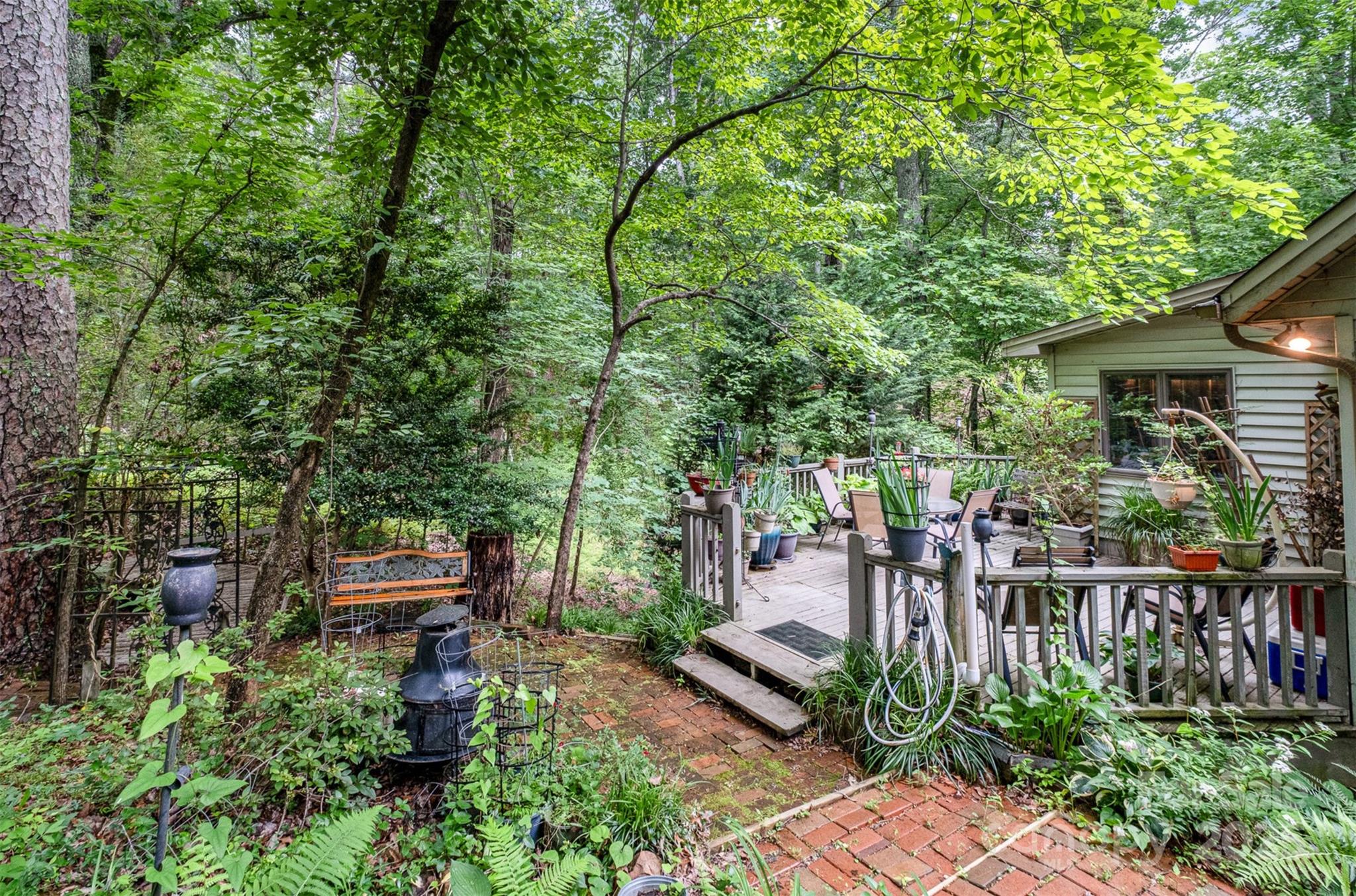 Lake Montonia - Residential