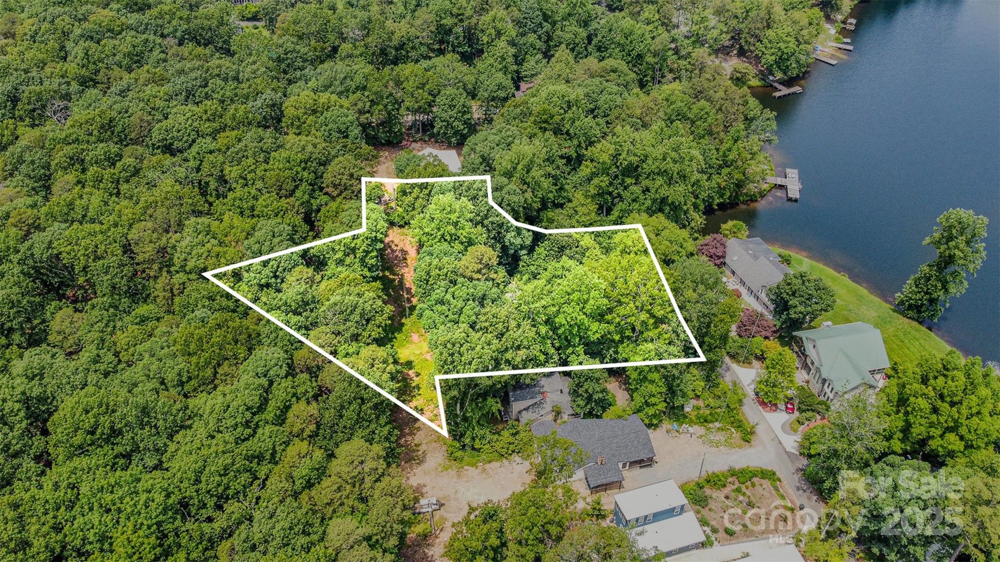 Lake Montonia - Residential
