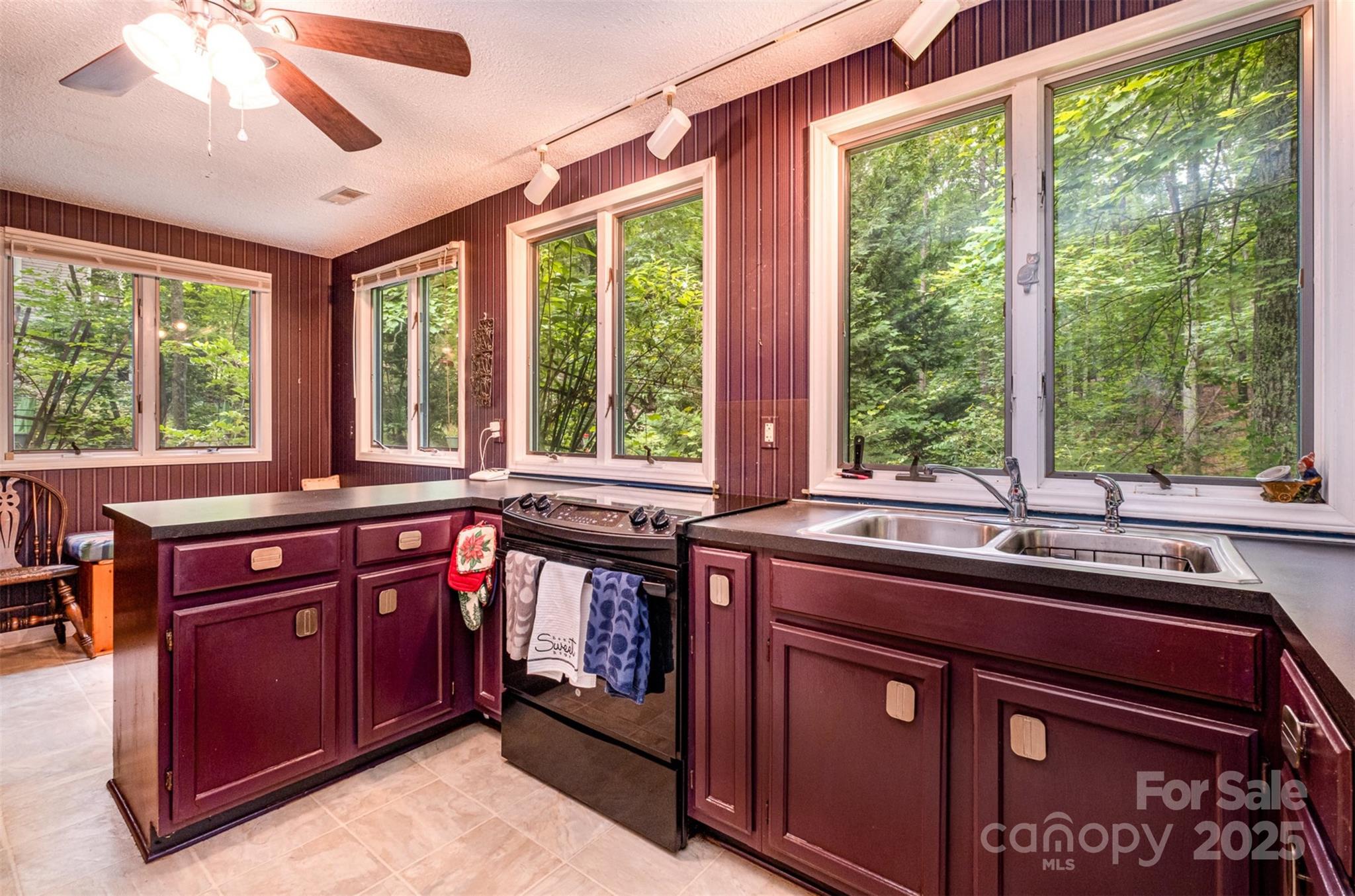 Lake Montonia - Residential