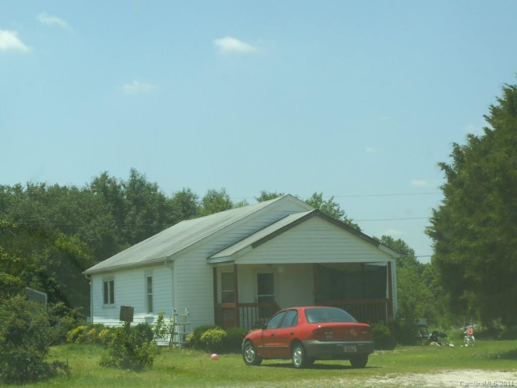 Cute home on one acre lot that is priced to sell. Kitchen was update with new cabinets & appliances 5+ years ago, laundry and 1/2 bath have been added. Nice covered front porch. Great location just off Hwy 9 and walking distance to convenience store.