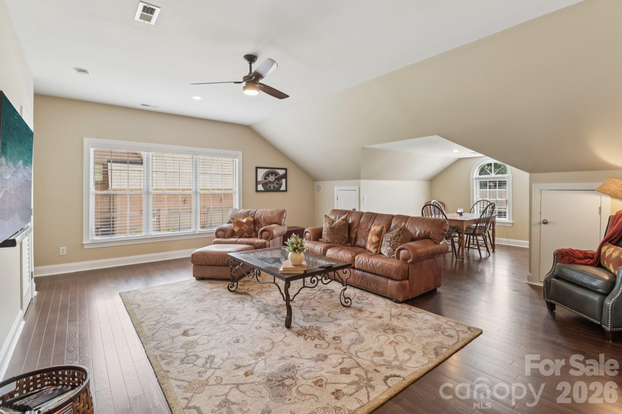 Woodland Hills - Residential