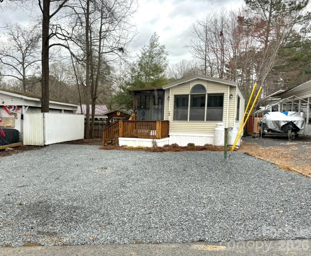 Twin Harbor - Residential