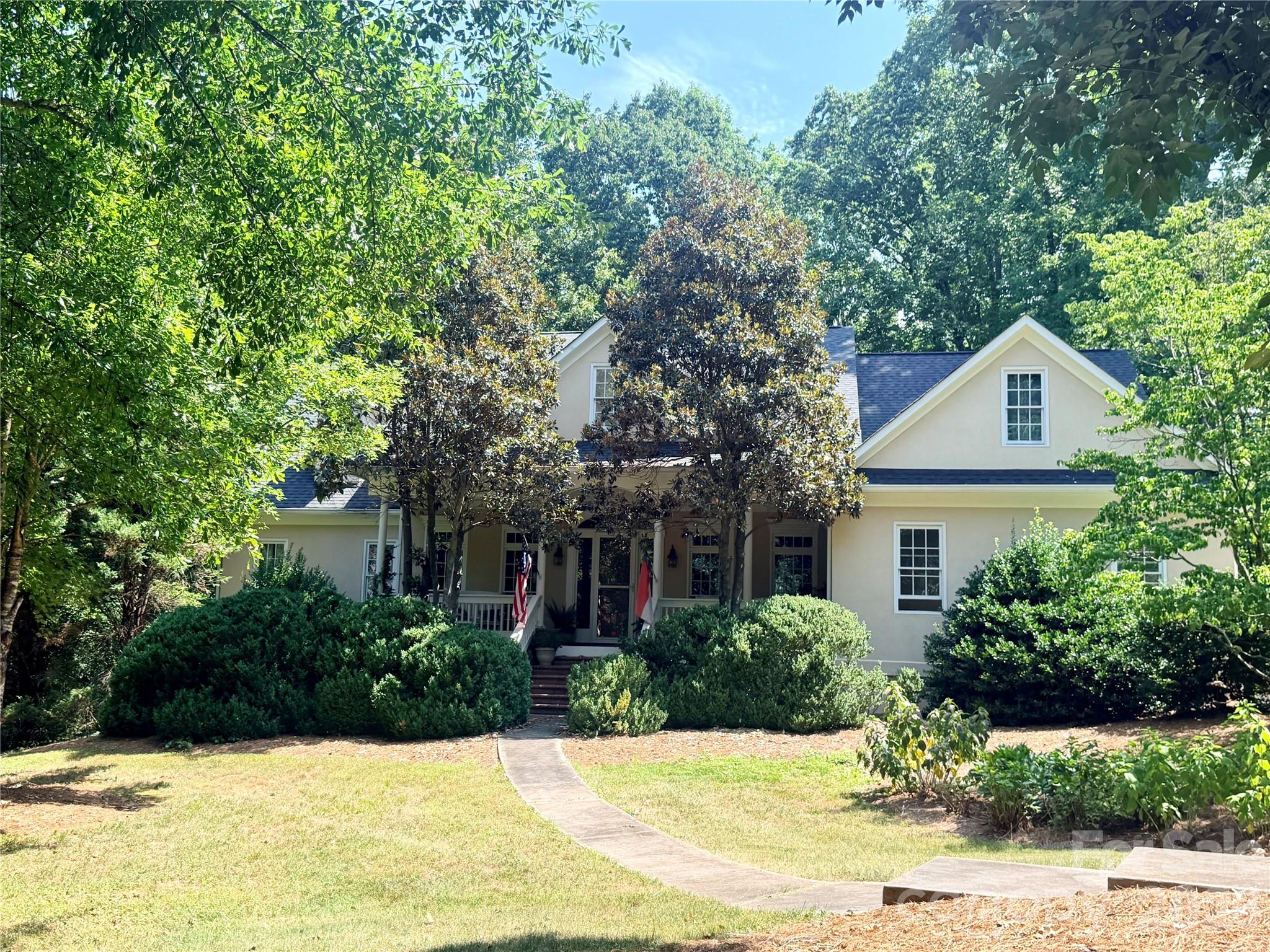 Country Club - Residential