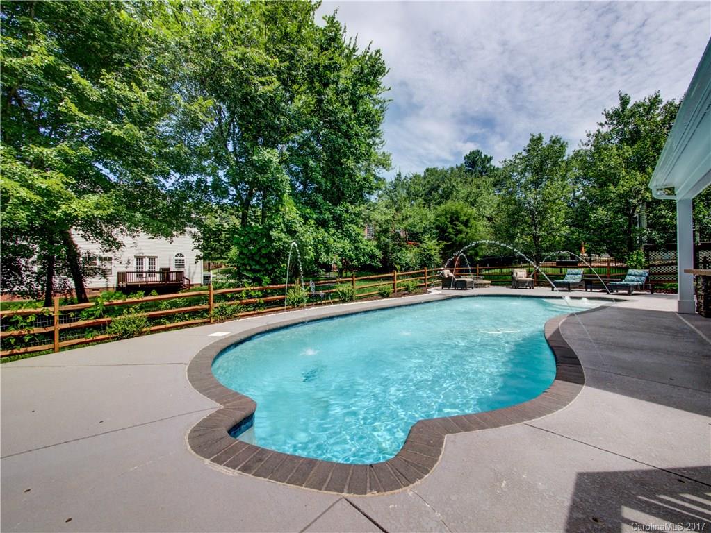 Macaulay - Residential
