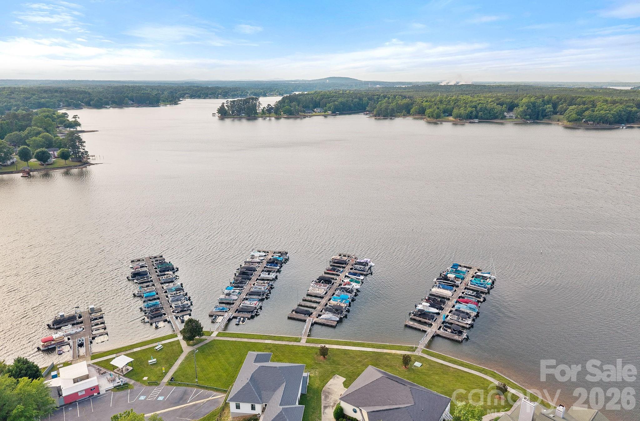 Lake Club - Residential