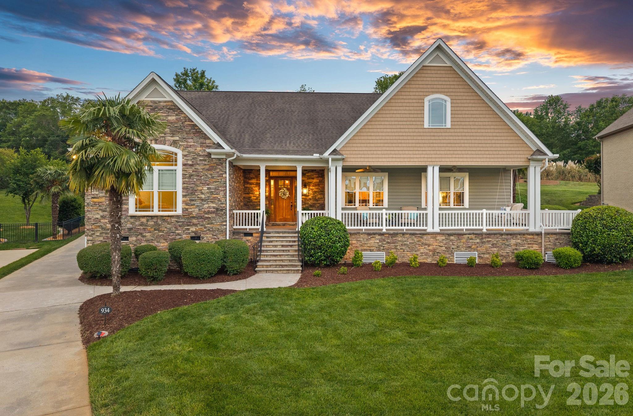 Lake Club - Residential