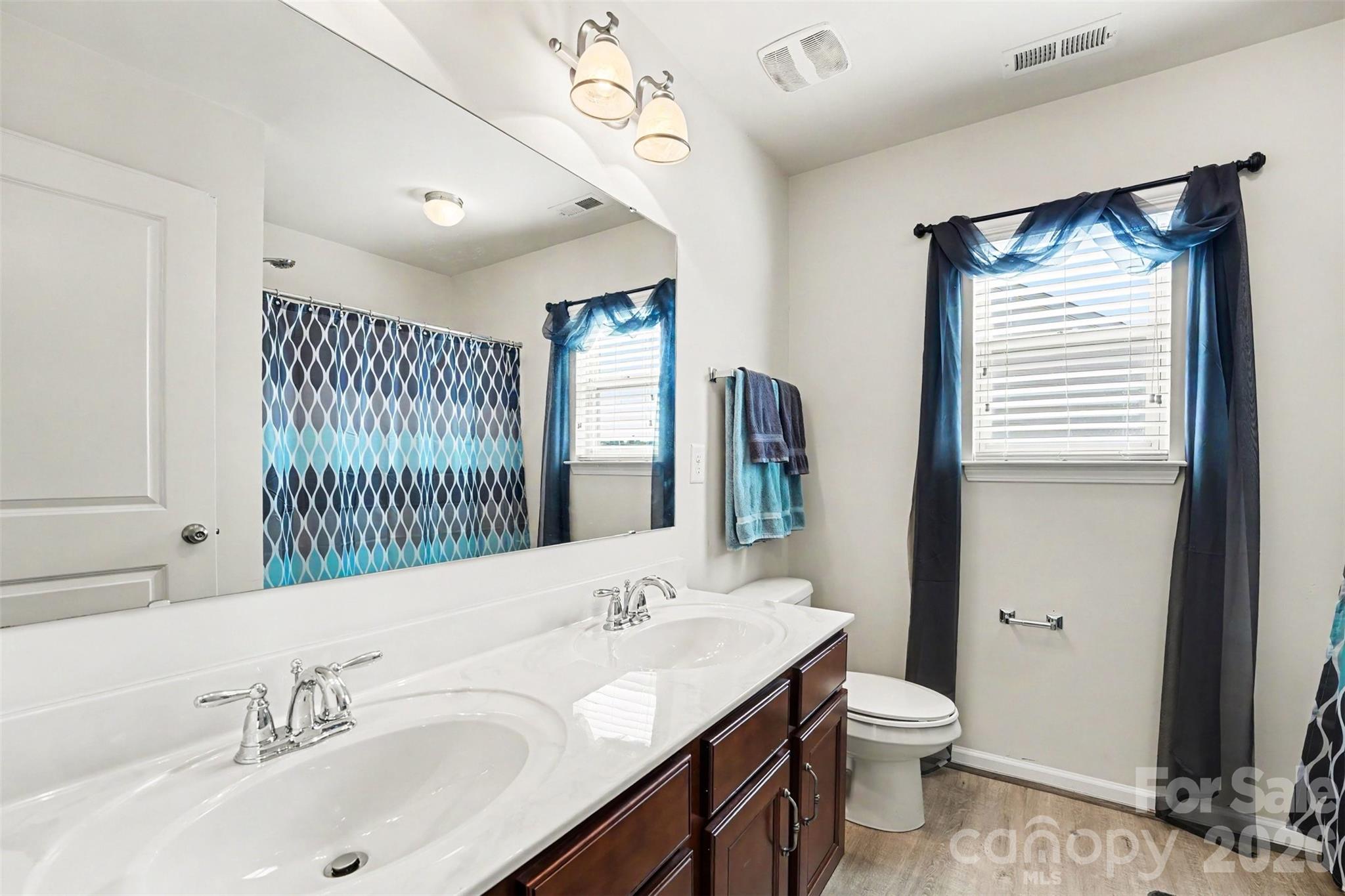 Curtis Pond - Residential