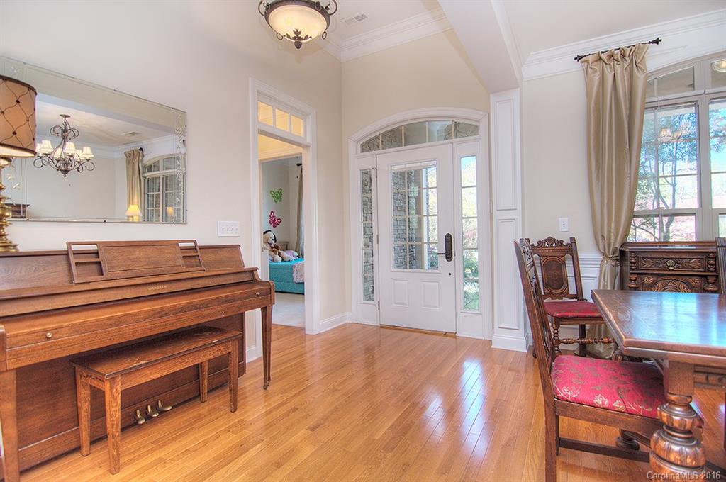 Tega Cay - Residential