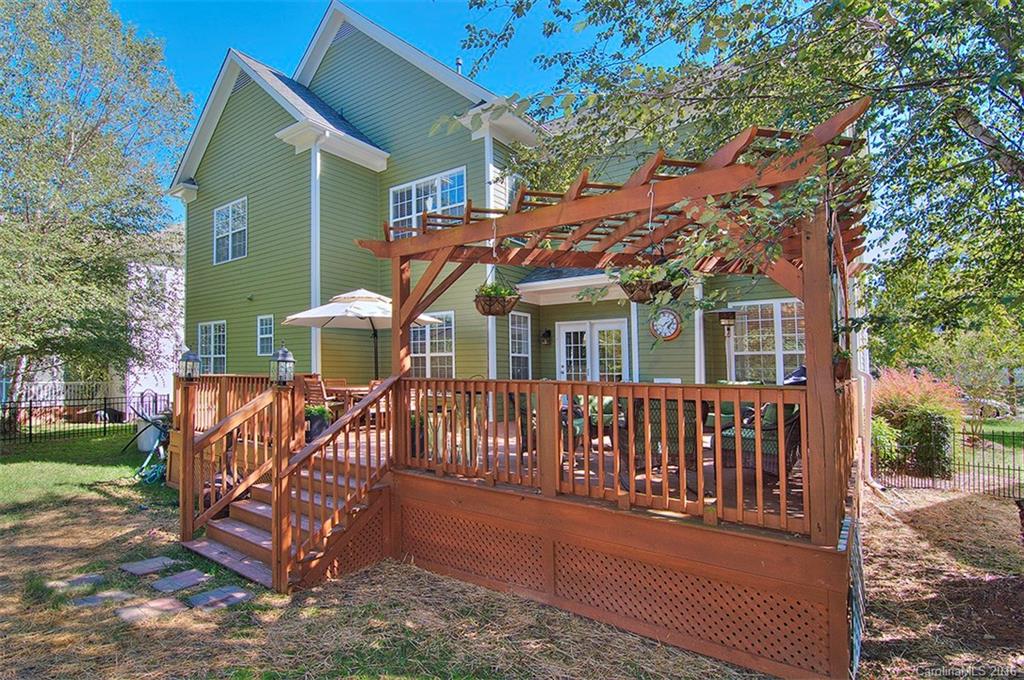 Lake Shore - Residential