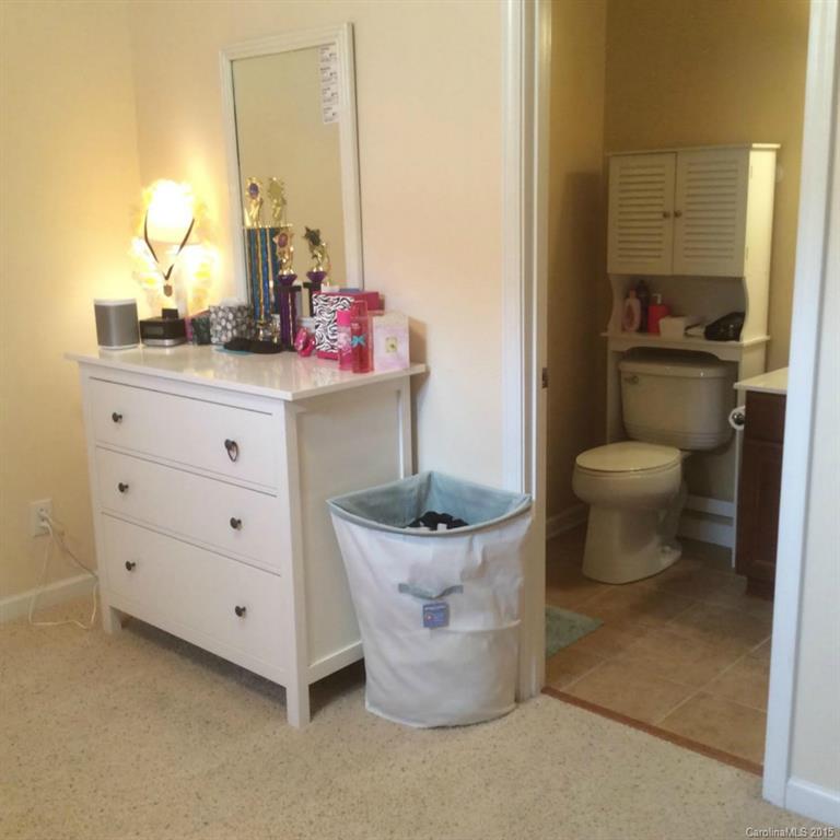 Baxter Village - Residential Lease