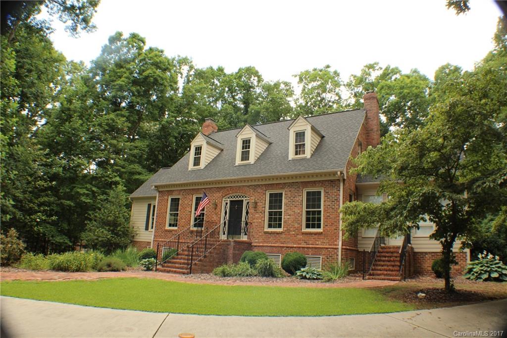 Below tax value! 2017 tax valuation in attachments/ Unique/beautiful home/10' ceilings/hardwoods down&up/ New Quartz counters/gas cook-top/white kitchen/pantry/breakfast bar & table area/open to great rm/spacious master up /2 walk-in closets/tiled shower/sep tub/dual sinks. Ea bed has own bath/1 bed over garage (privacy) Unique layout w/3 fp/ Want a Master on Main? Formal LR w/fp is worthy to transform/Plumbing in attached study makes private bath & walk in closet/ HMS Warranty Roof 2010