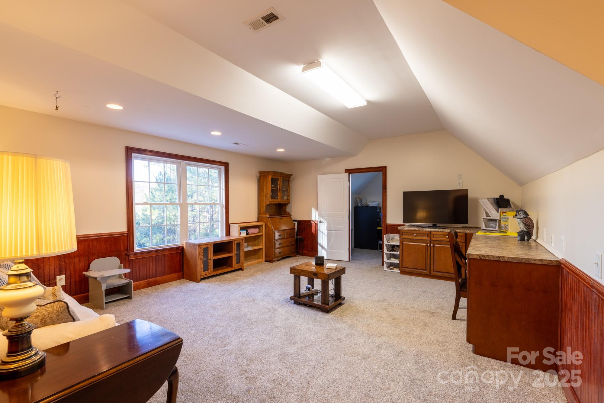 REGAL PINES - Residential
