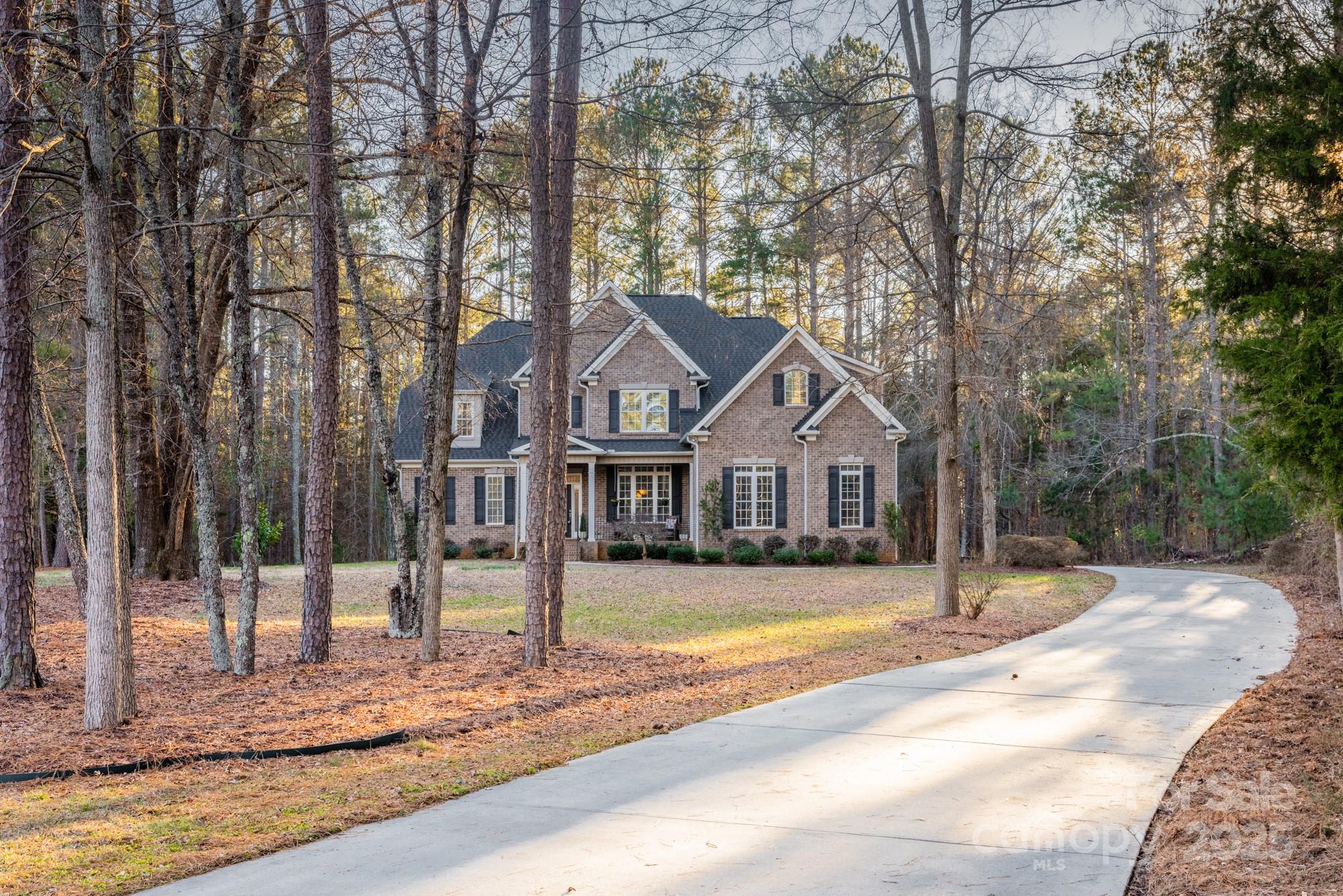REGAL PINES - Residential