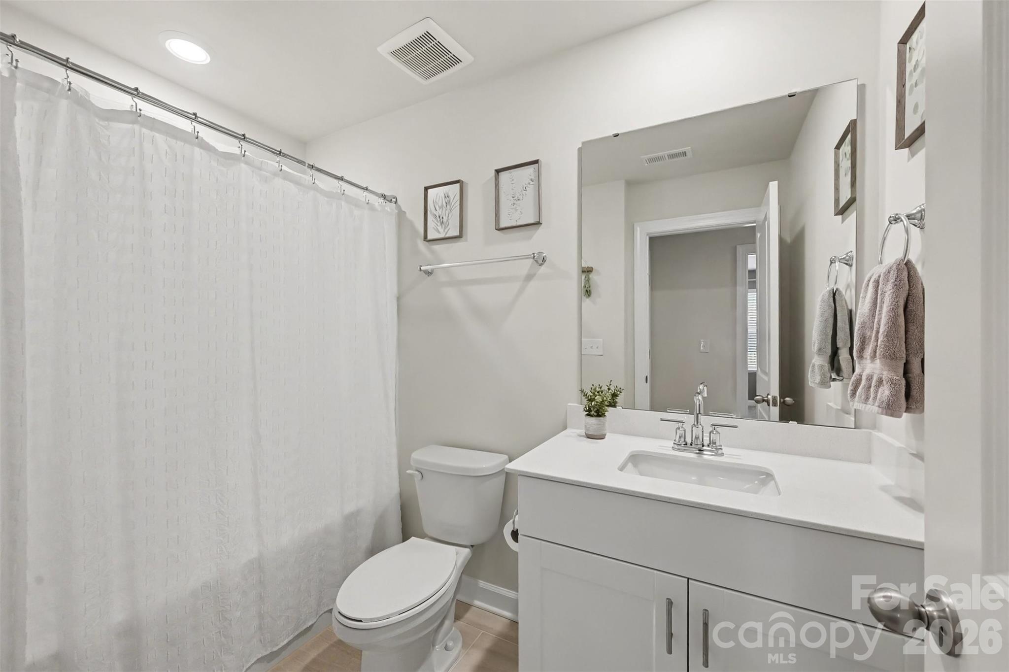 Anniston Chase - Residential