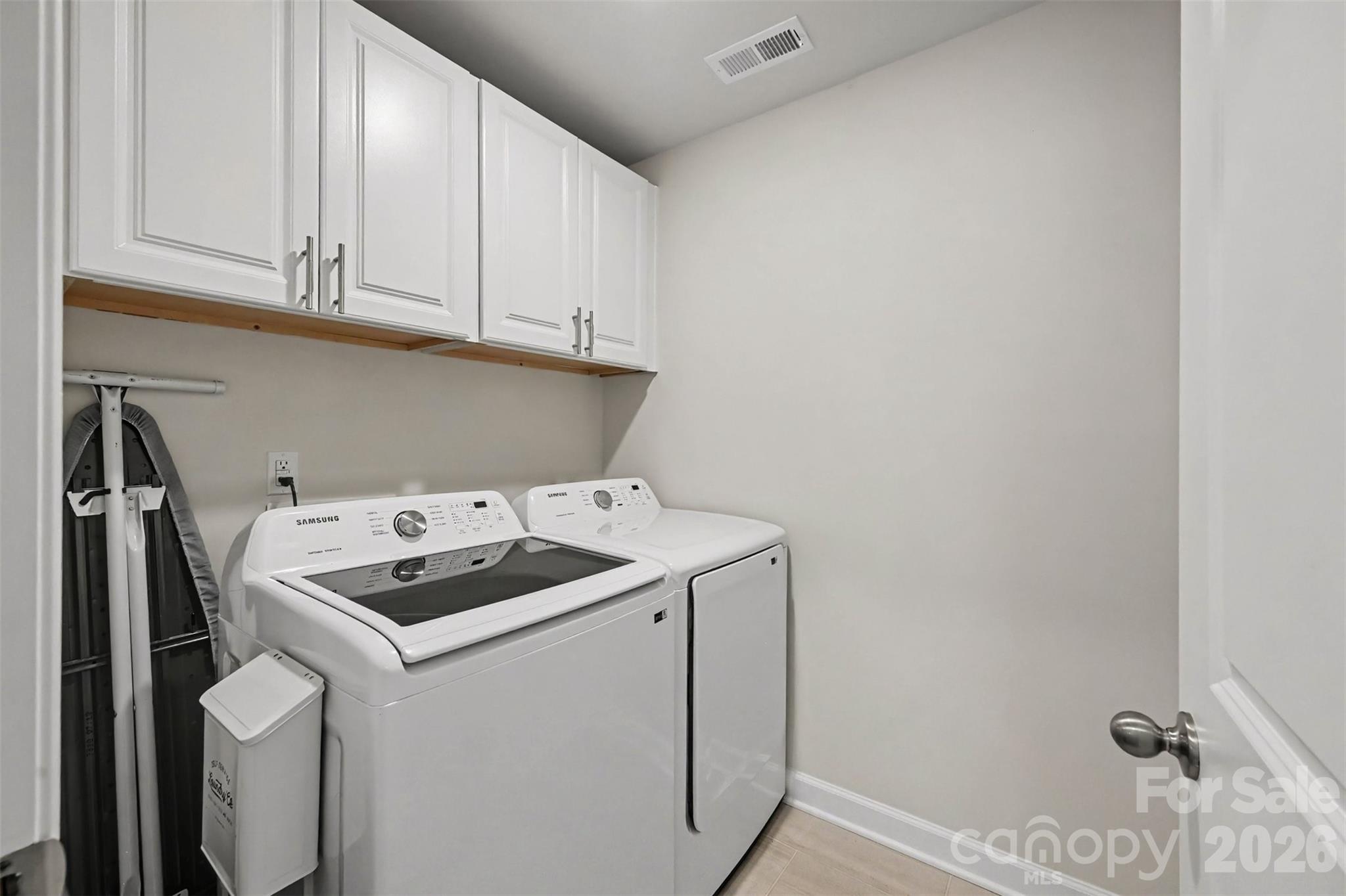 Anniston Chase - Residential
