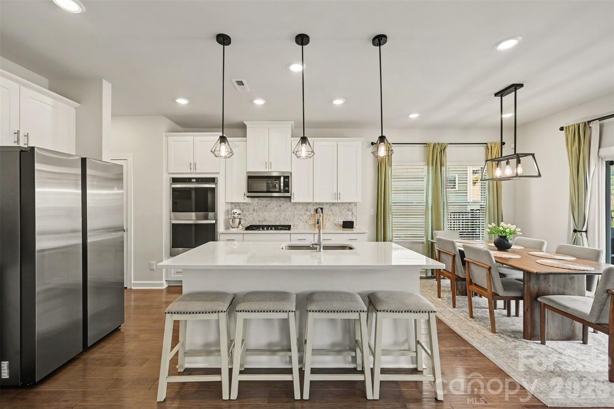 Anniston Chase - Residential