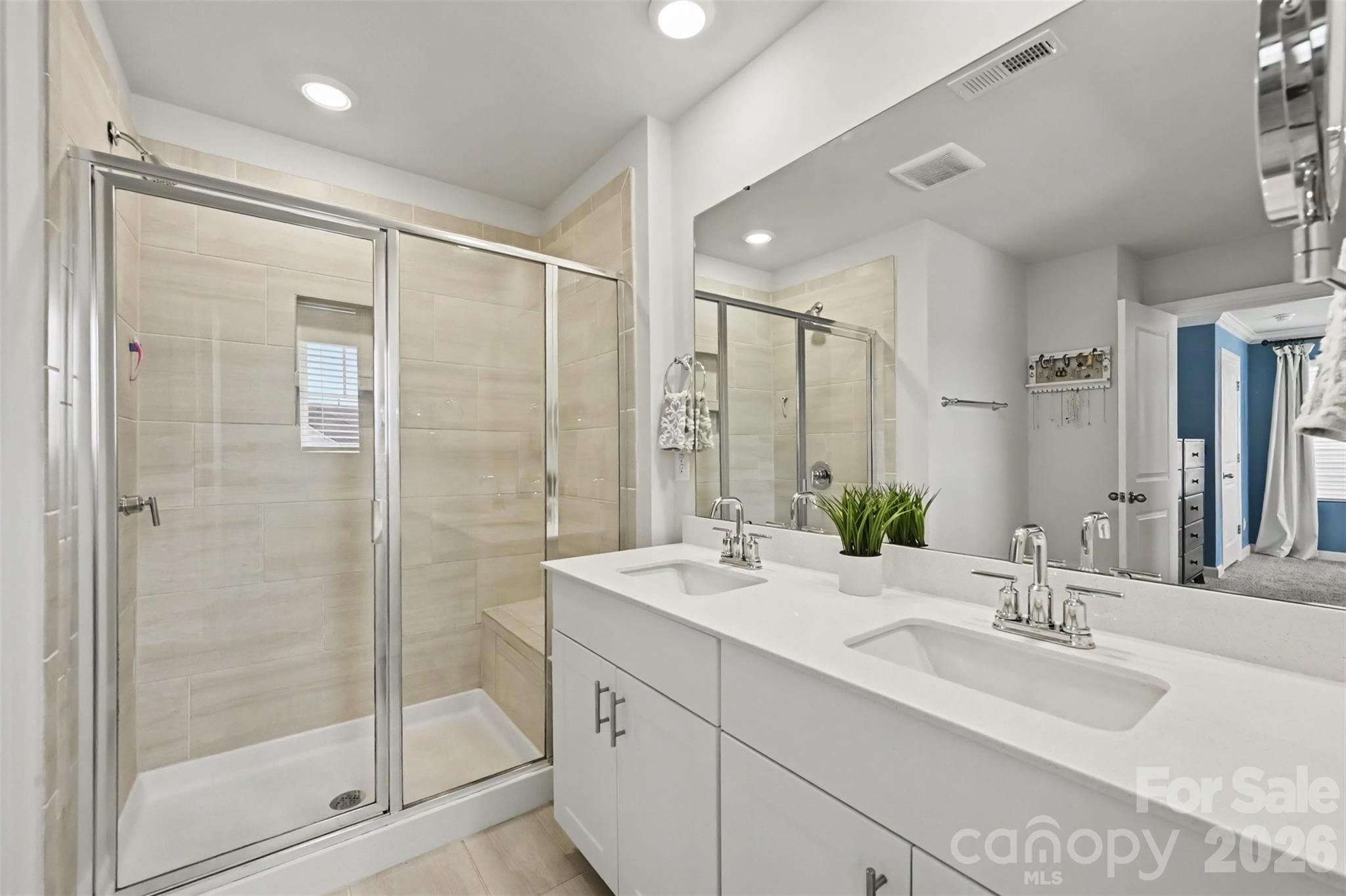 Anniston Chase - Residential