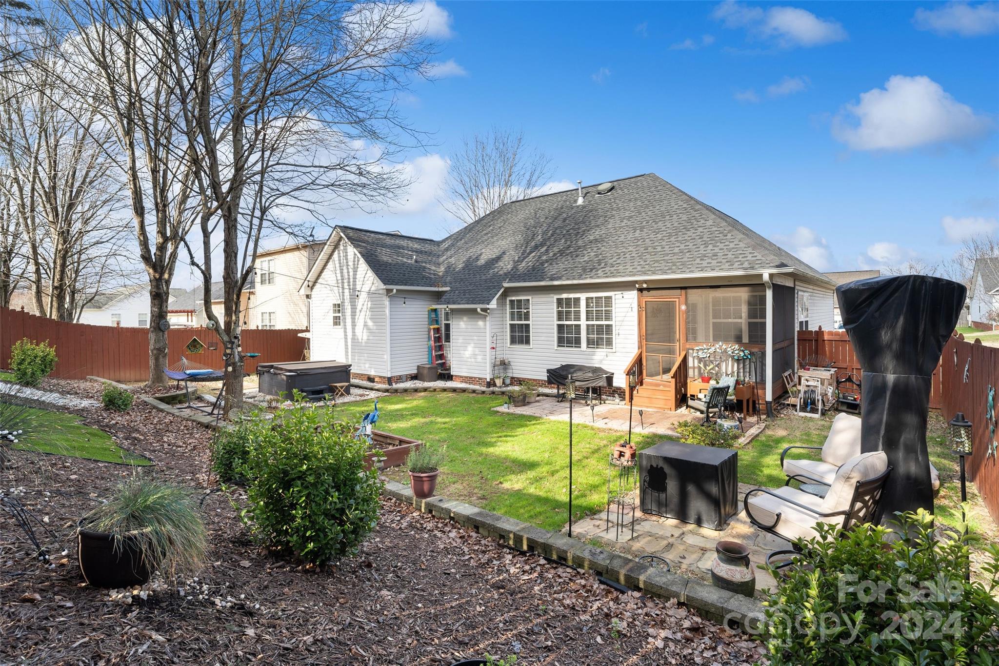 Steele Meadows - Residential
