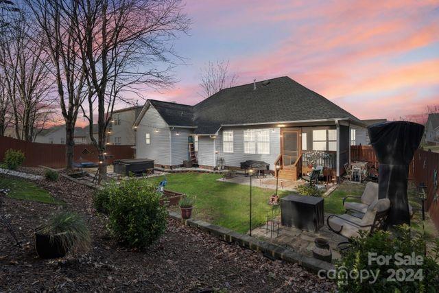 Steele Meadows - Residential