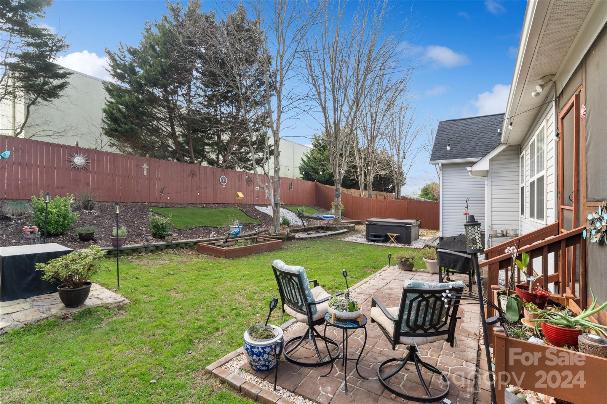 Steele Meadows - Residential