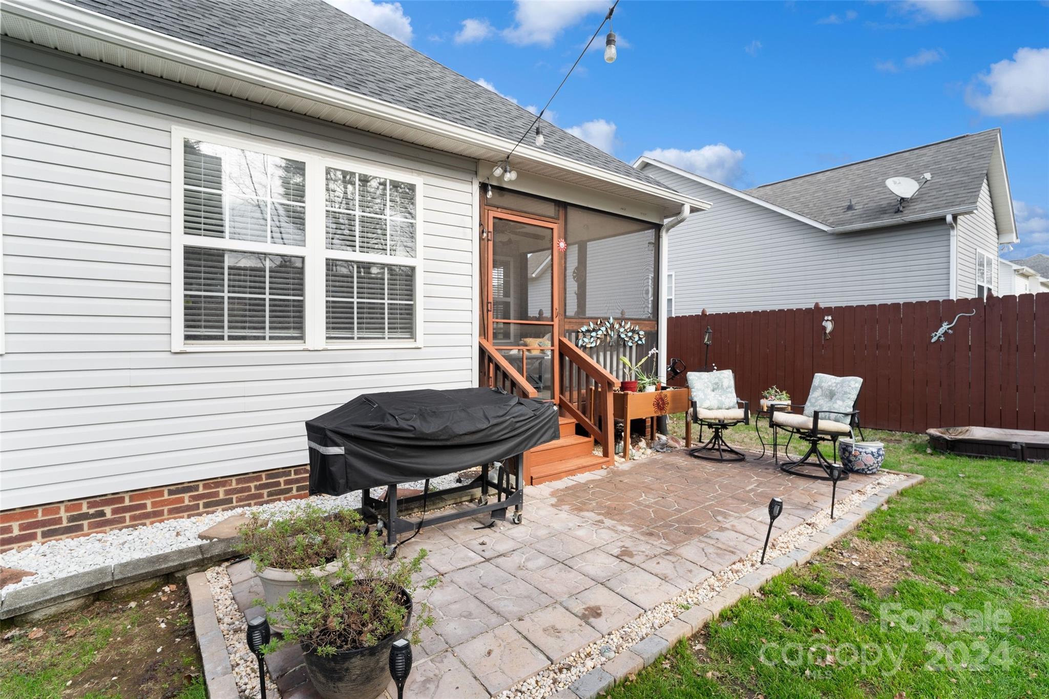 Steele Meadows - Residential