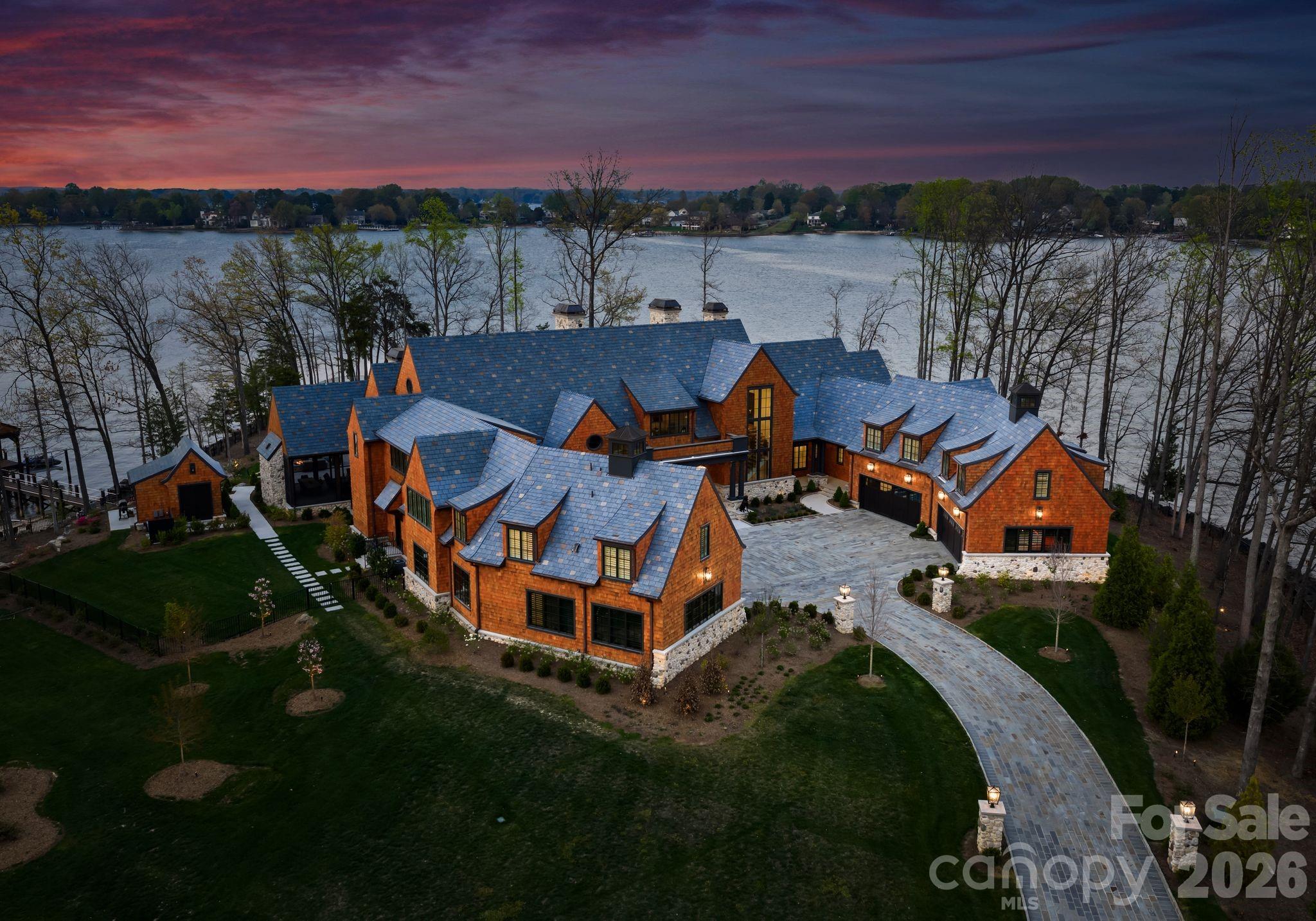 Pointe Regatta - Residential