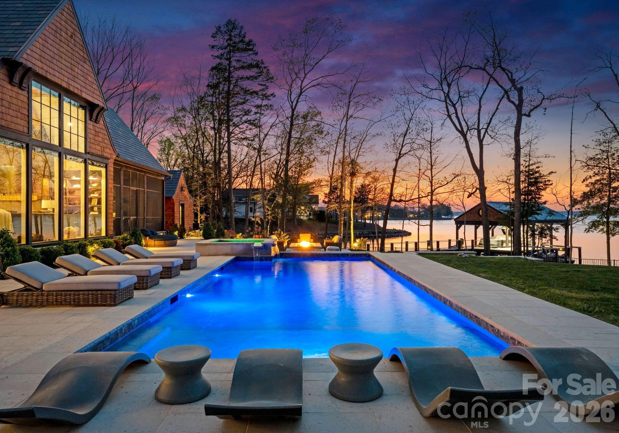 Pointe Regatta - Residential