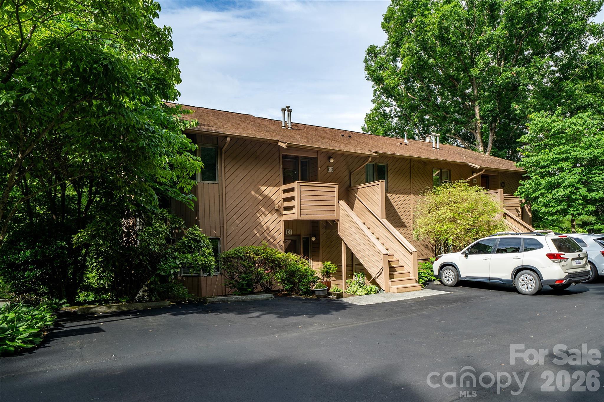 Pine Cliff Condominiums - Residential