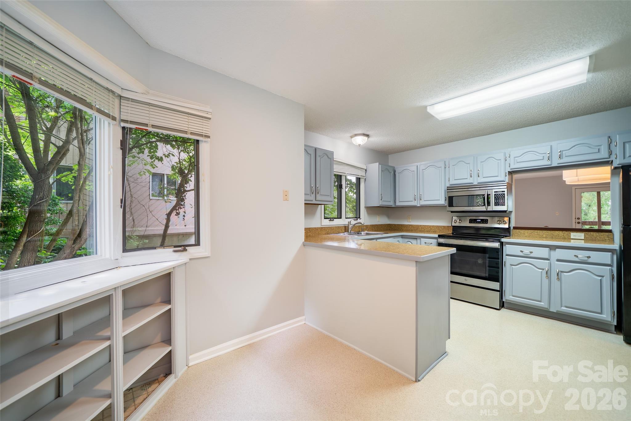Pine Cliff Condominiums - Residential