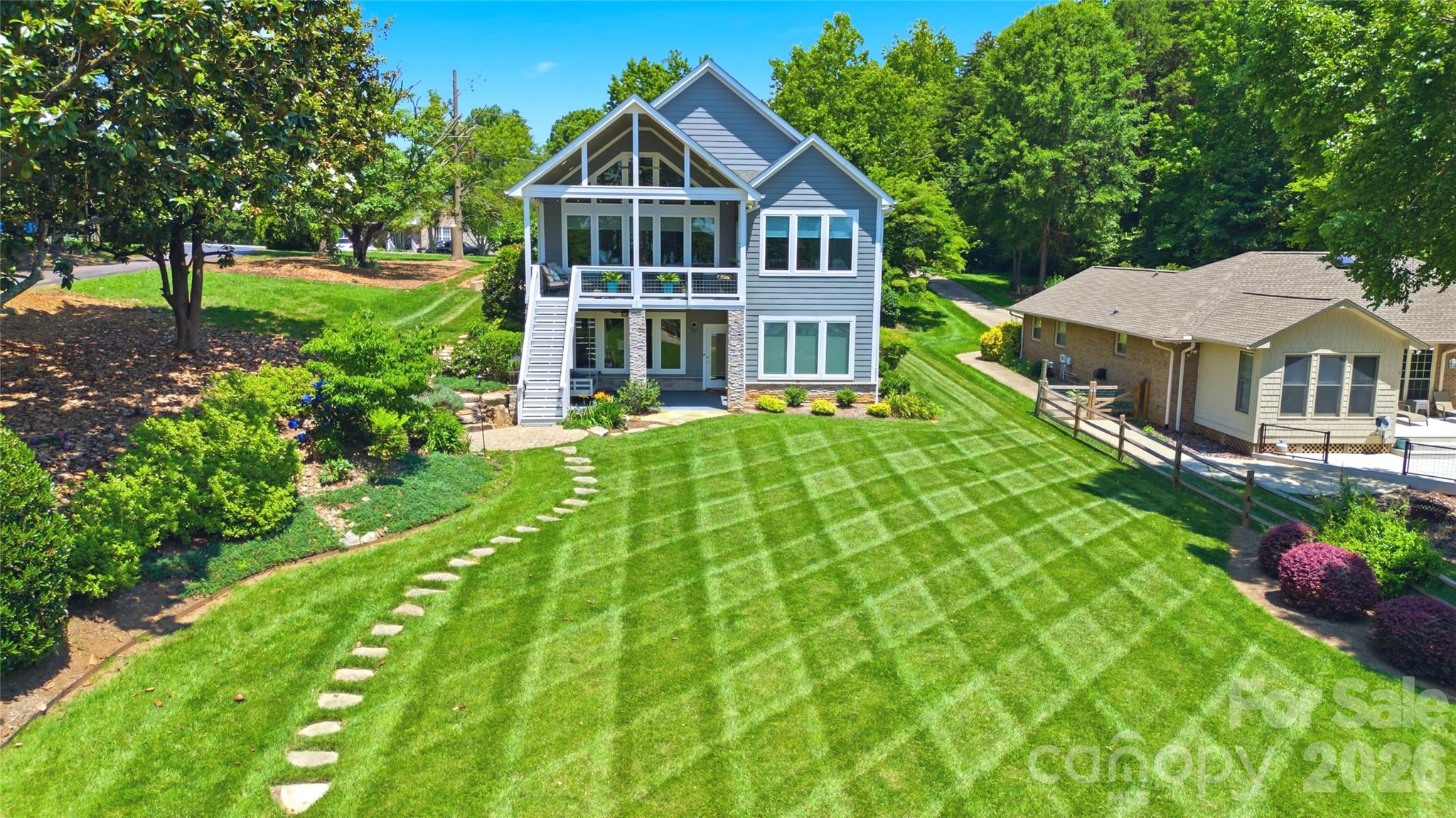 Colony Harbor - Residential