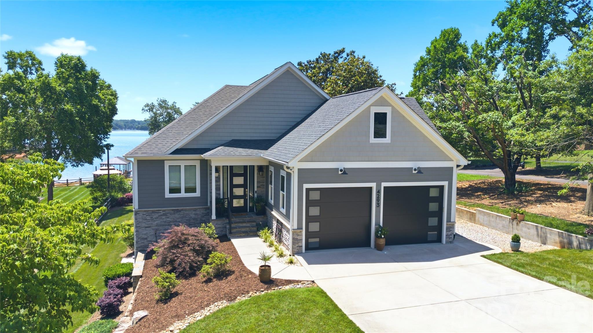 Colony Harbor - Residential