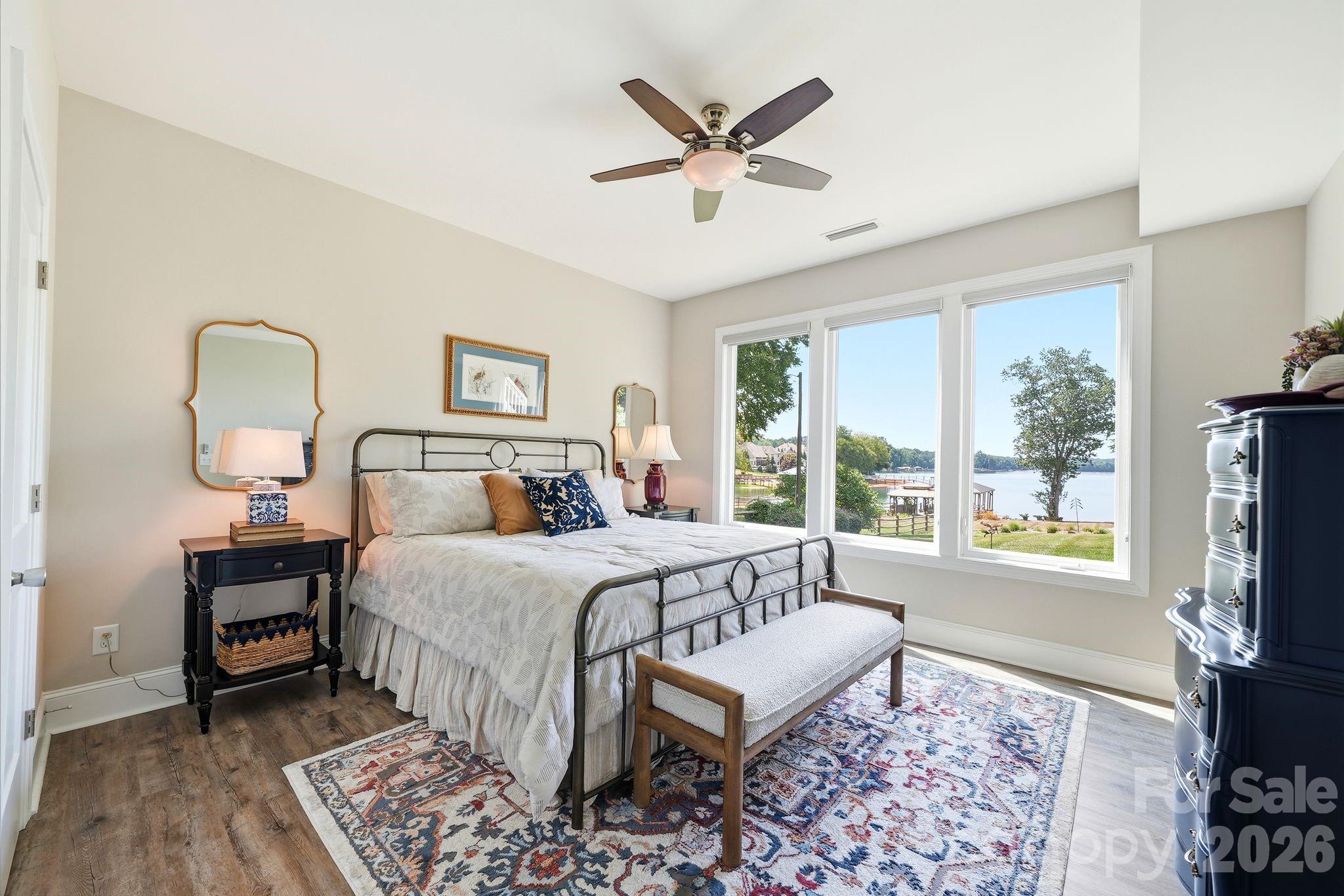 Colony Harbor - Residential