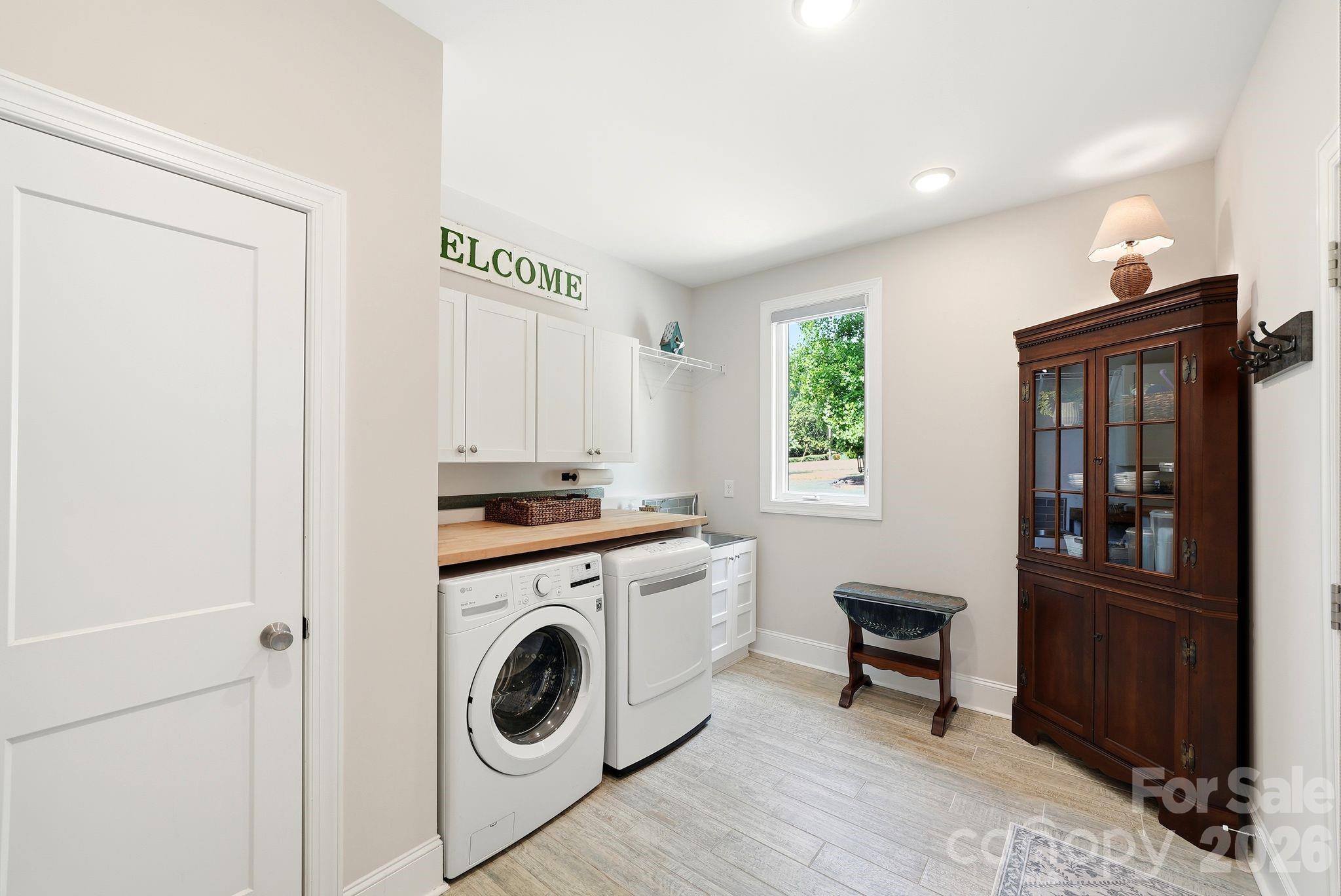 Colony Harbor - Residential