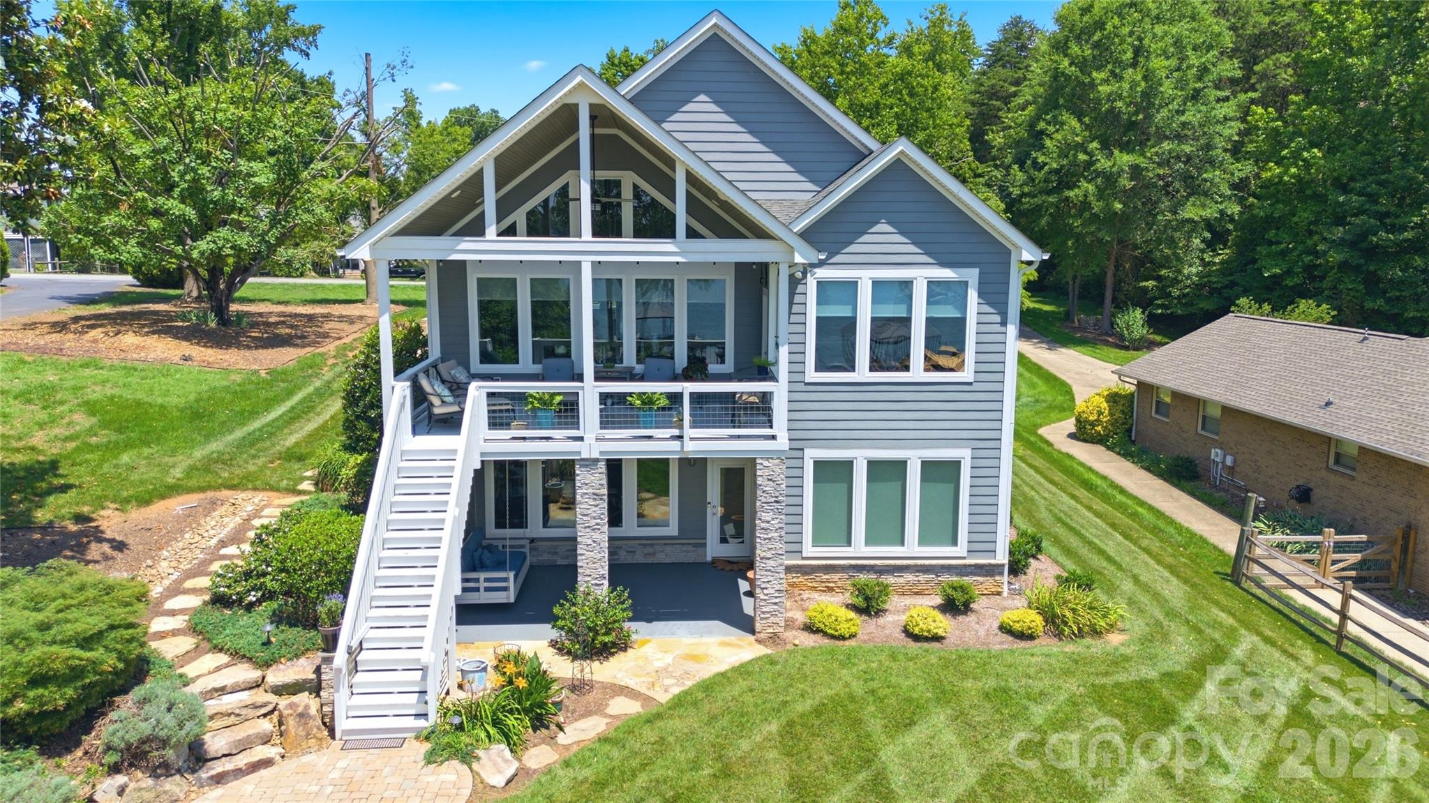 Colony Harbor - Residential