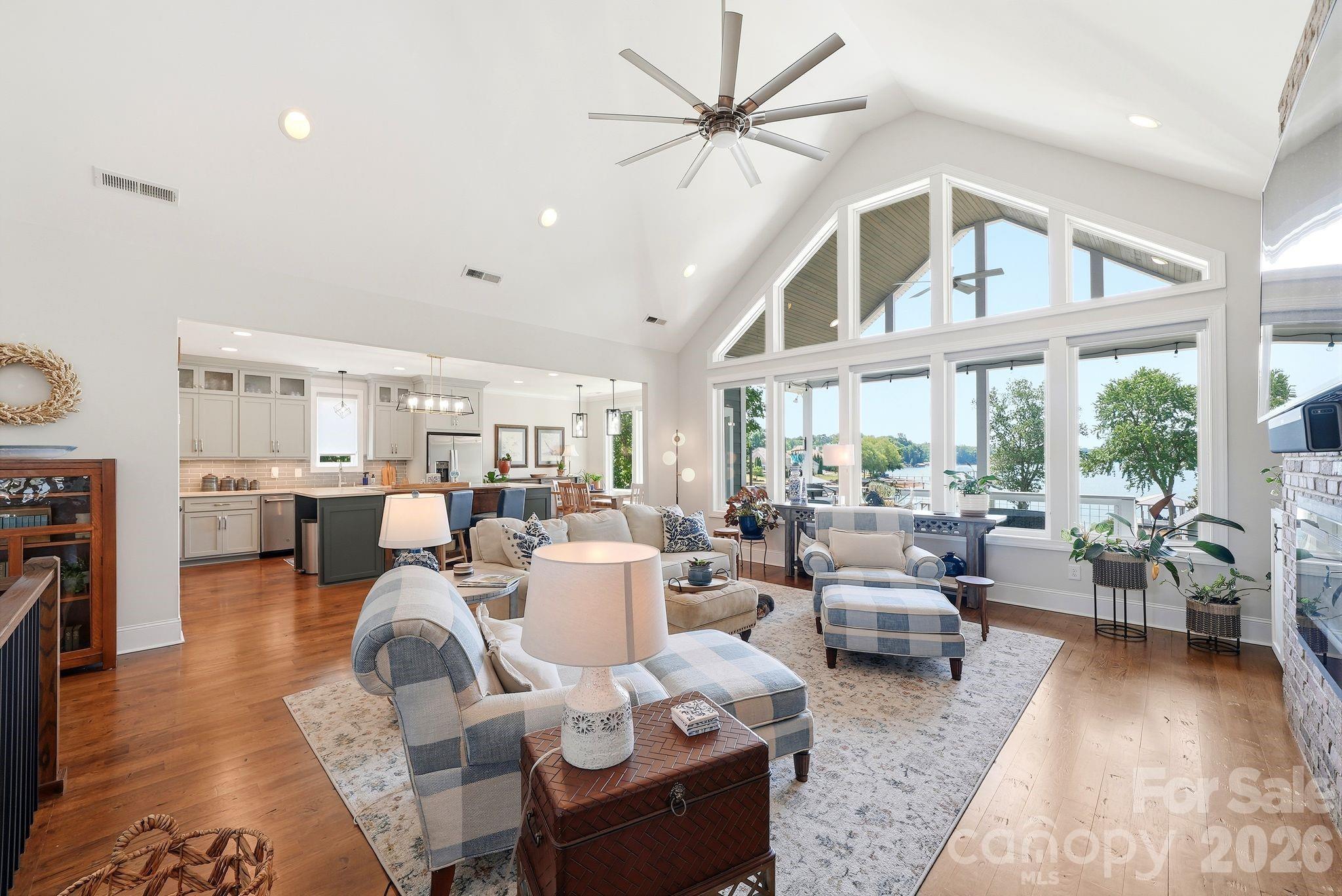 Colony Harbor - Residential