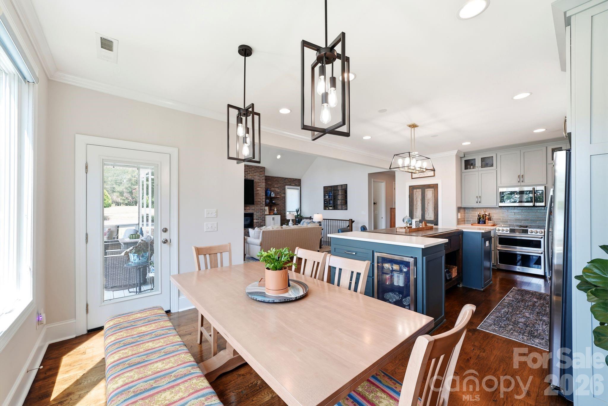Colony Harbor - Residential