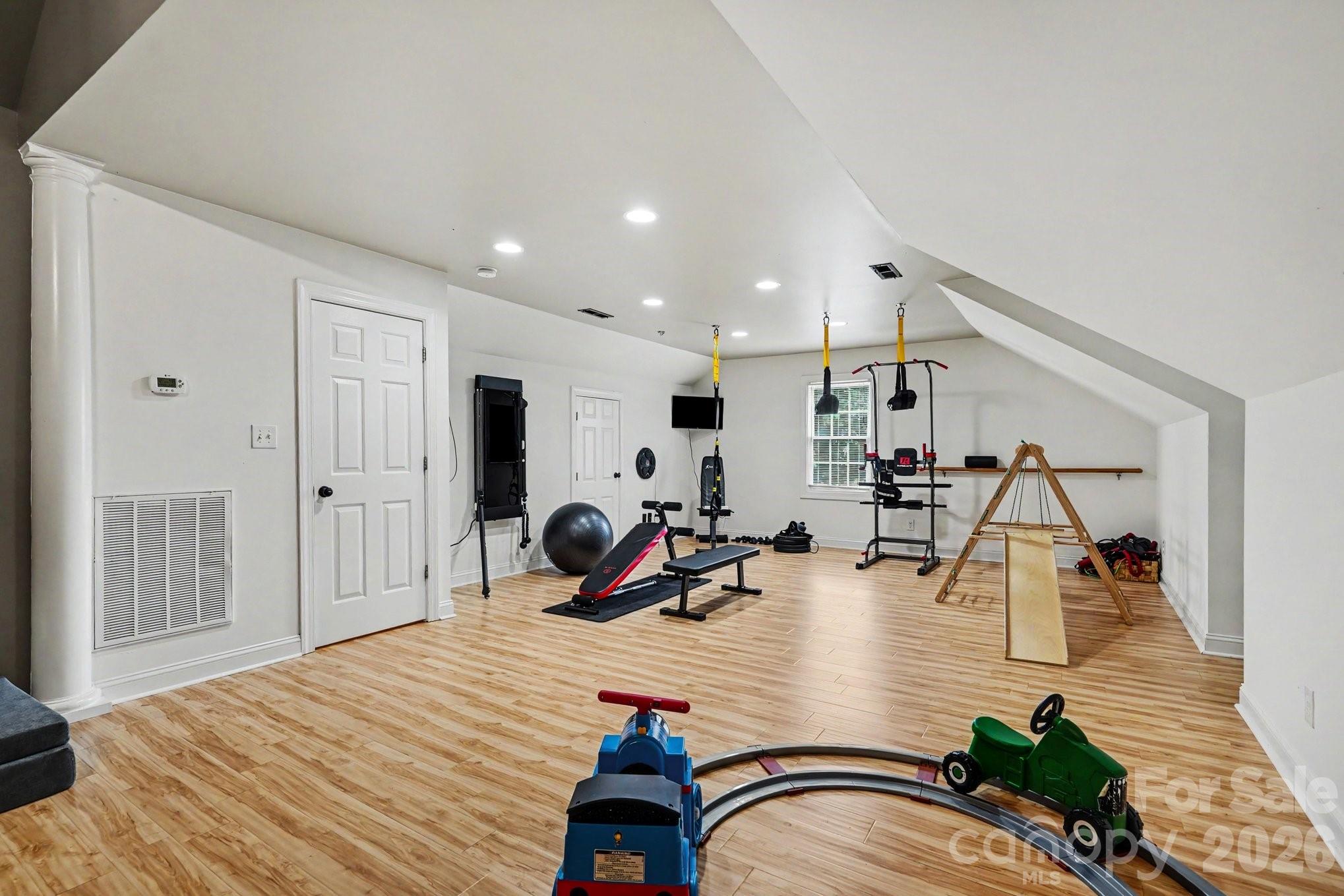 Bickett Ridge - Residential