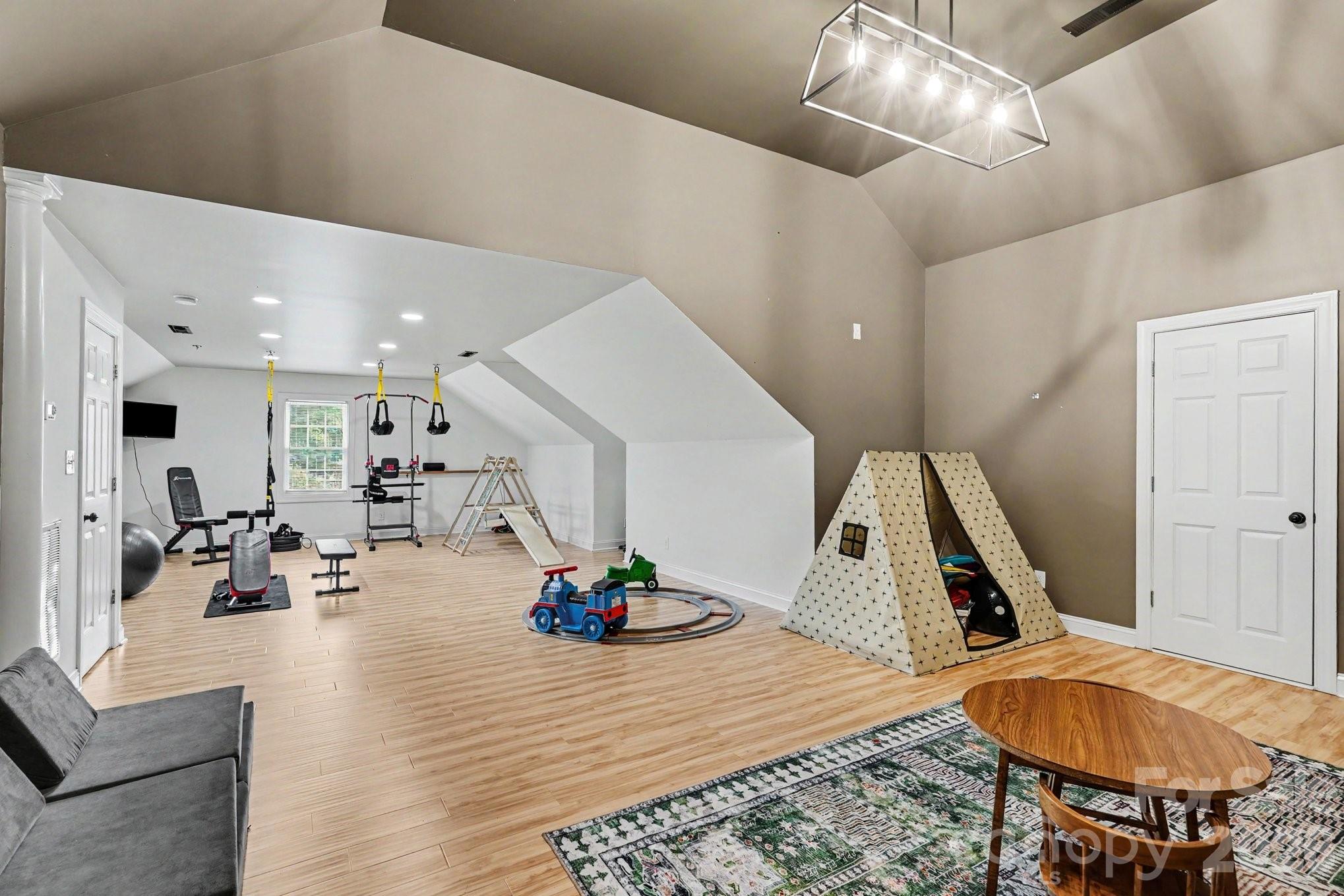 Bickett Ridge - Residential