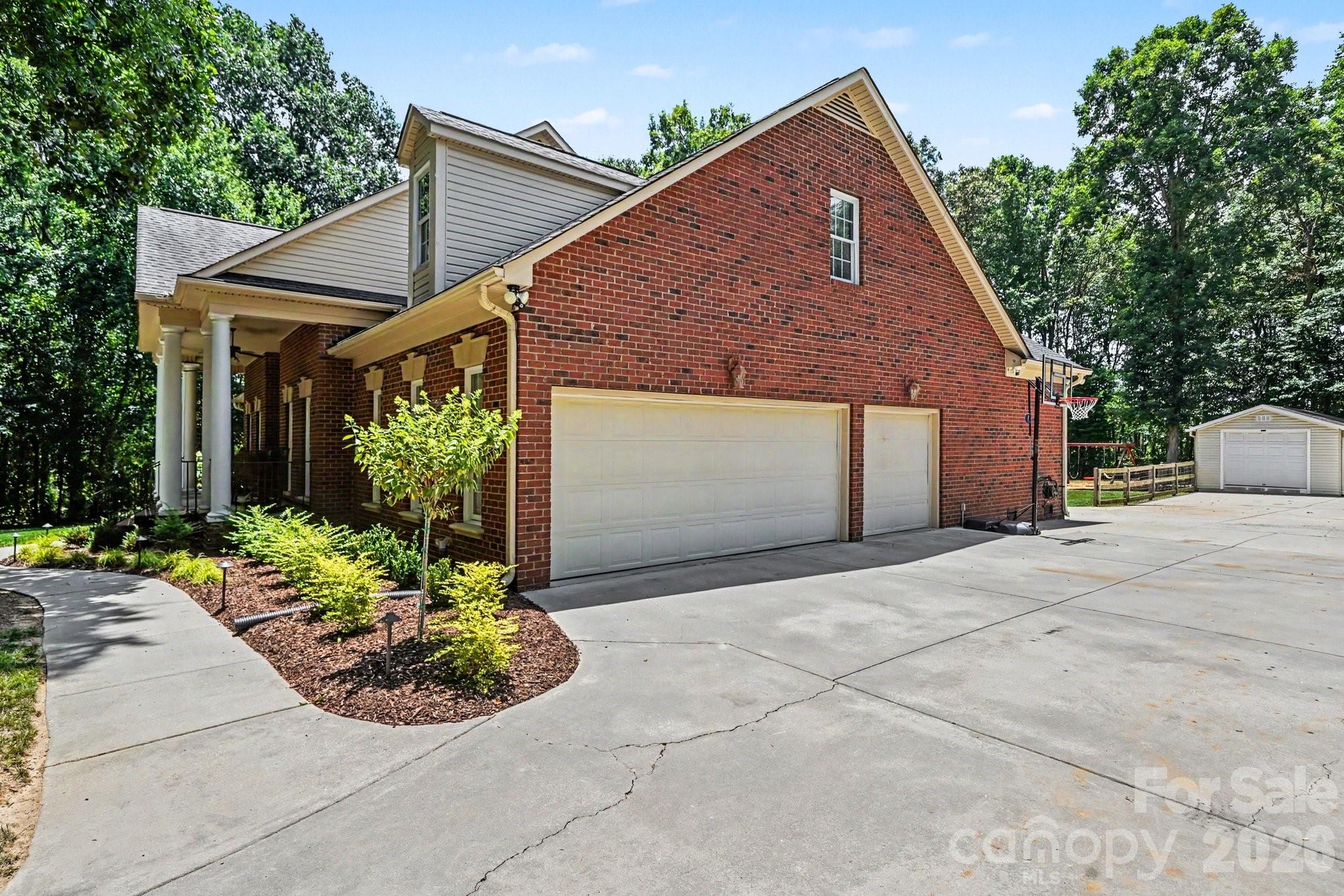 Bickett Ridge - Residential