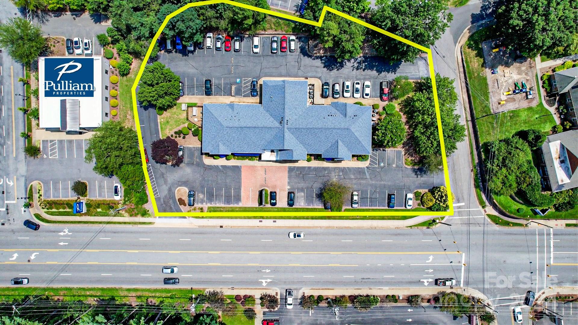 INVESTIMENT OPPORTUNITY.  Fully leased building now for sale.  CAP rate is 5.56%.  Great location directly on Hendersonville Rd.  Fully leased by Allergy Partners, PA. for an additional 5-years beginning in 2024.