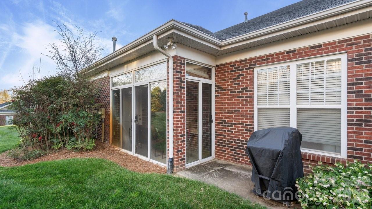 Dominion Village - Residential