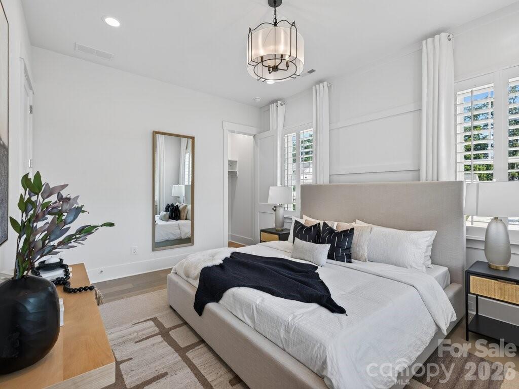 McLean - South Shore - Residential