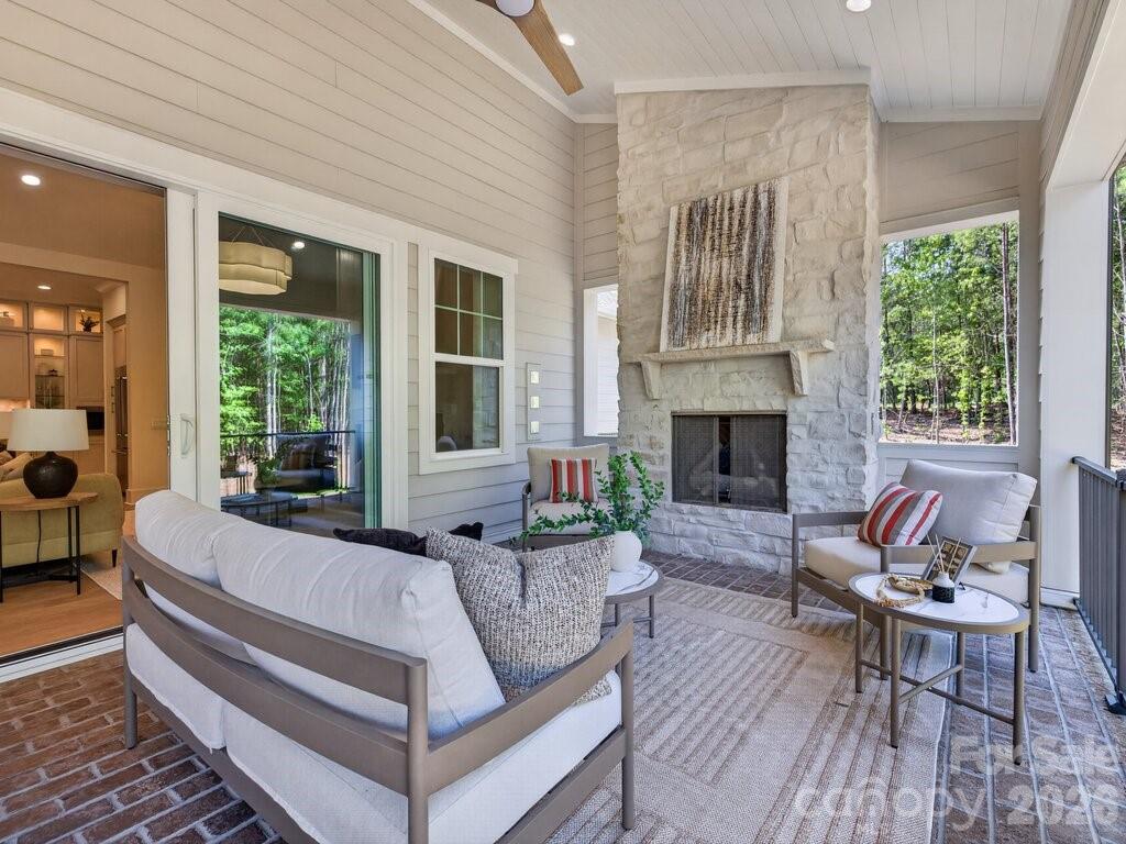McLean - South Shore - Residential