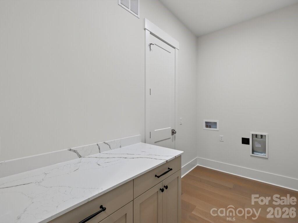 McLean - South Shore - Residential
